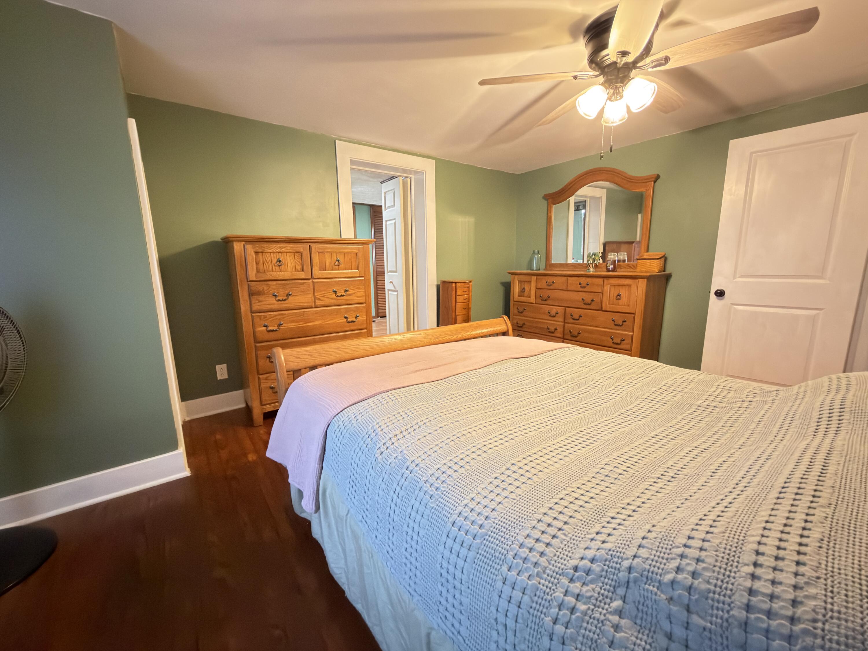 984 Lexington Road Property Photo 33