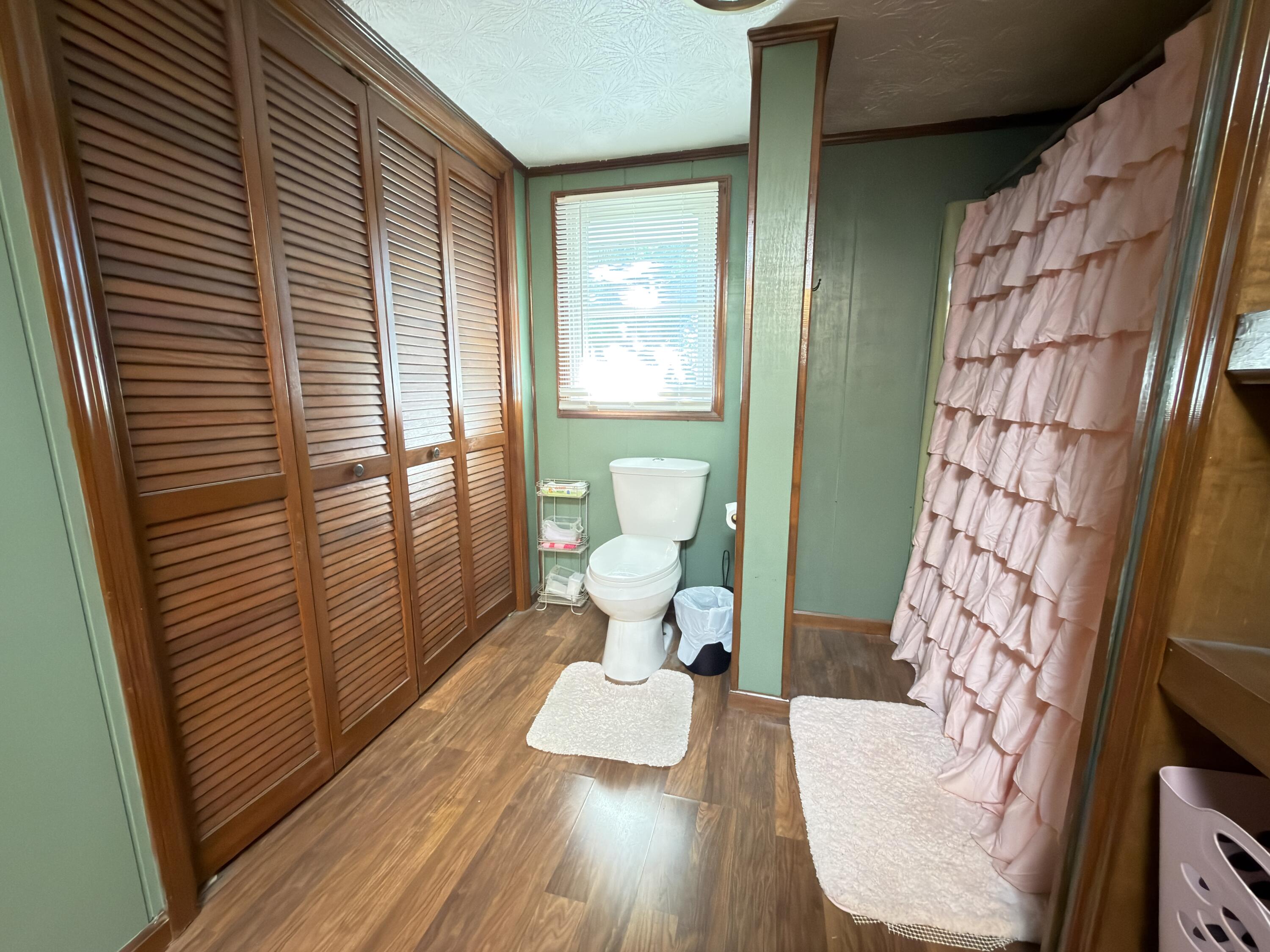 984 Lexington Road Property Photo 36