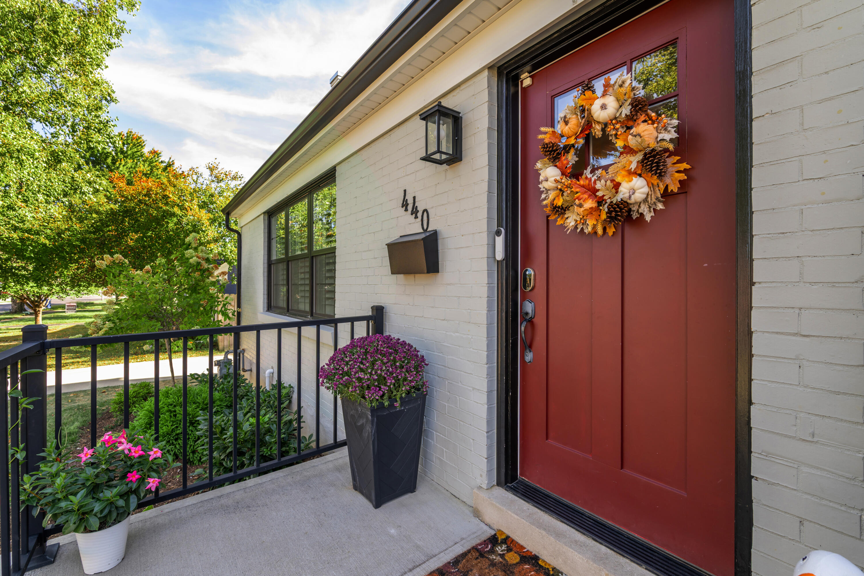 440 Longview Drive Property Photo 4