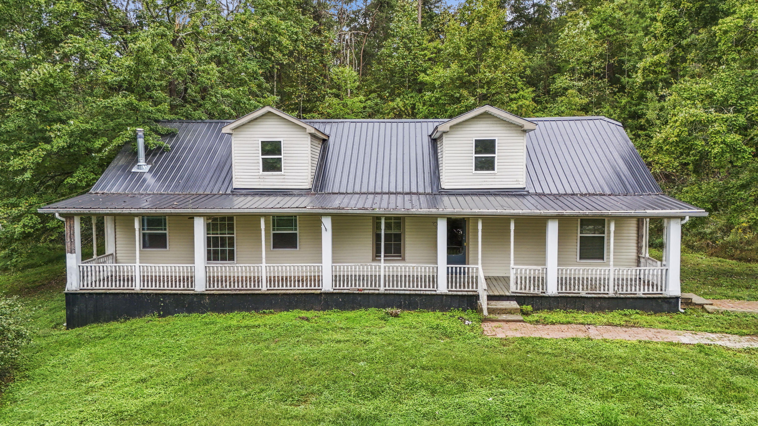 787 Quillen Chapel Road Property Photo 6