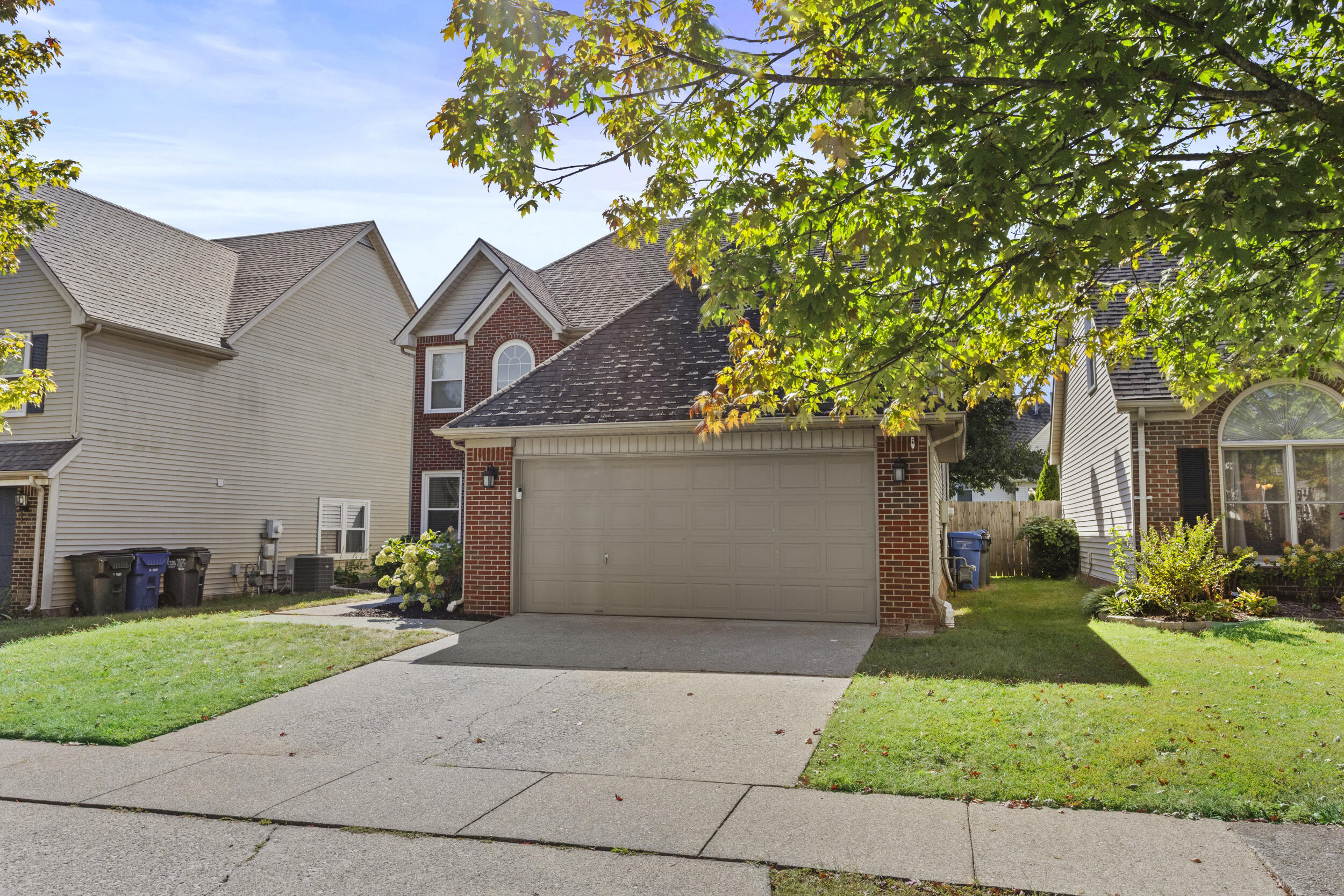 3785 White Pine Drive Property Photo 2