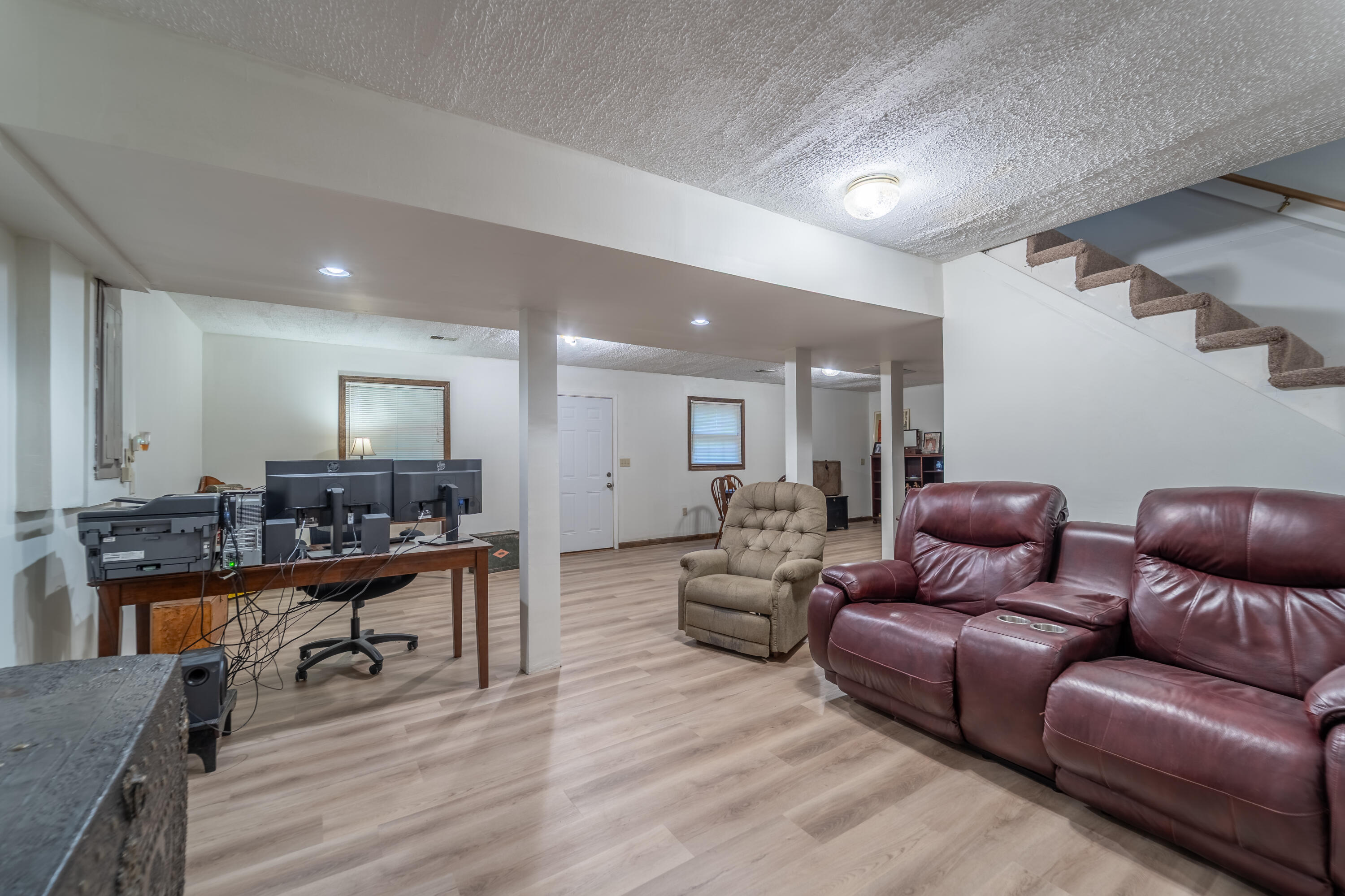140 Redwood Drive Property Photo 36