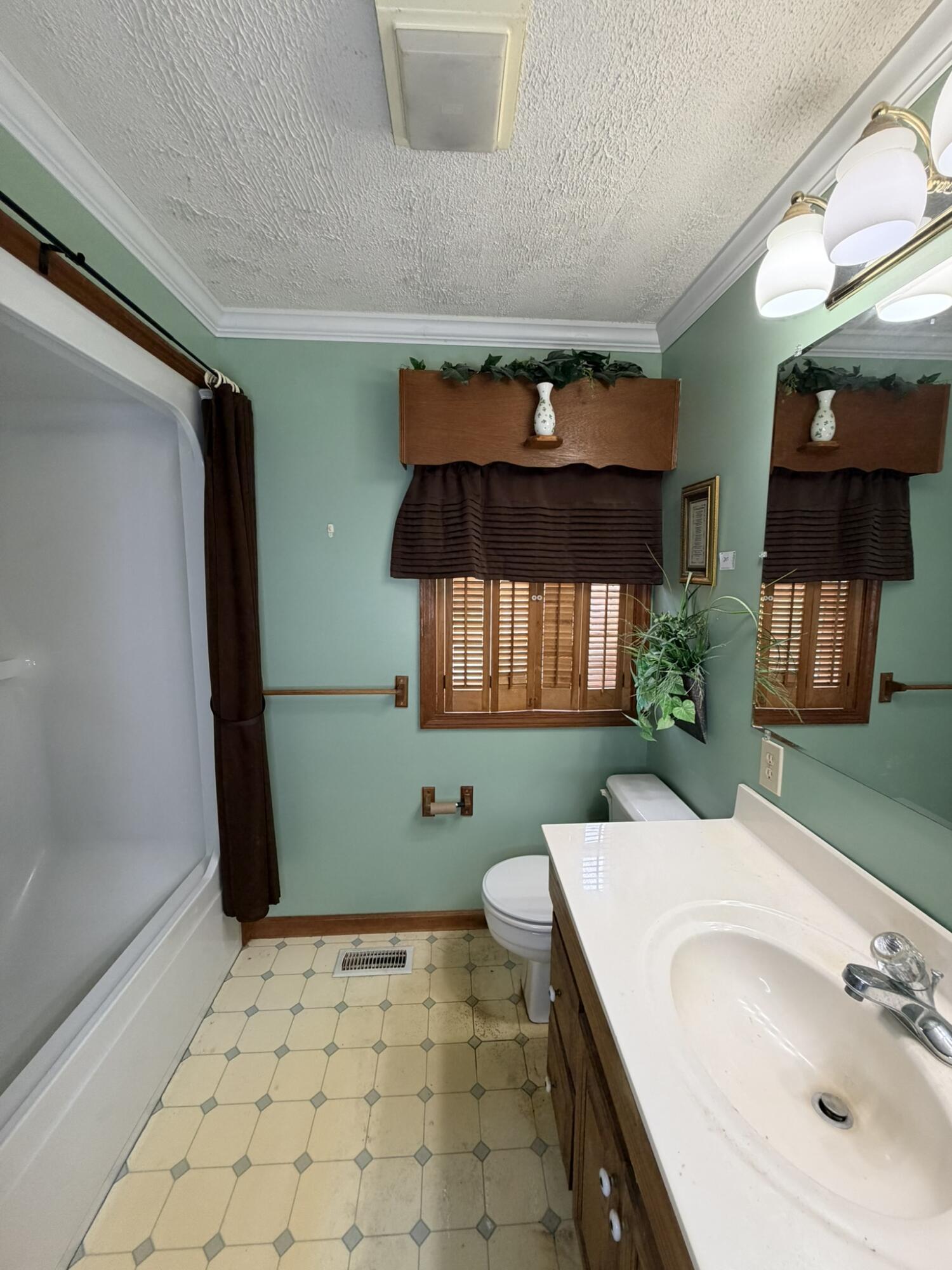 775 Meridian Road Property Photo 16