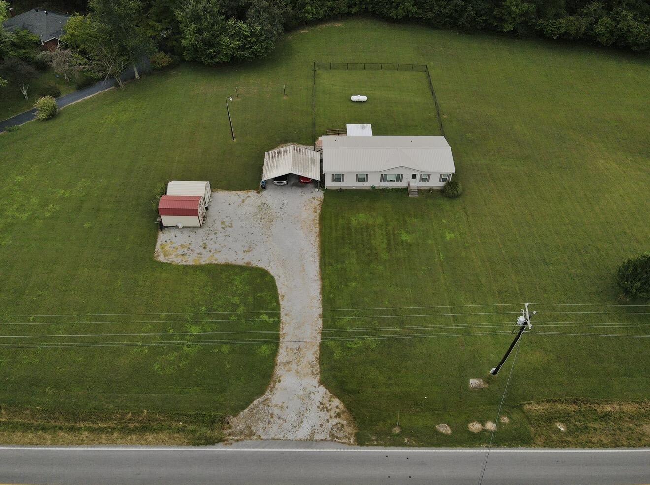 1919 Highway 293 N Property Photo 4