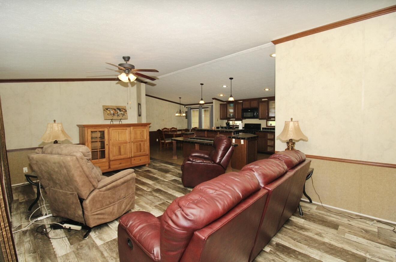 1919 Highway 293 N Property Photo 20