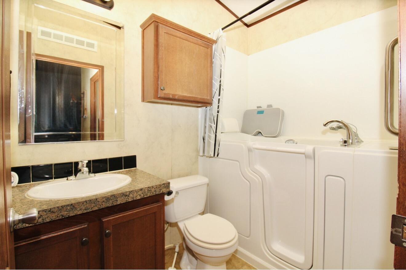 1919 Highway 293 N Property Photo 35