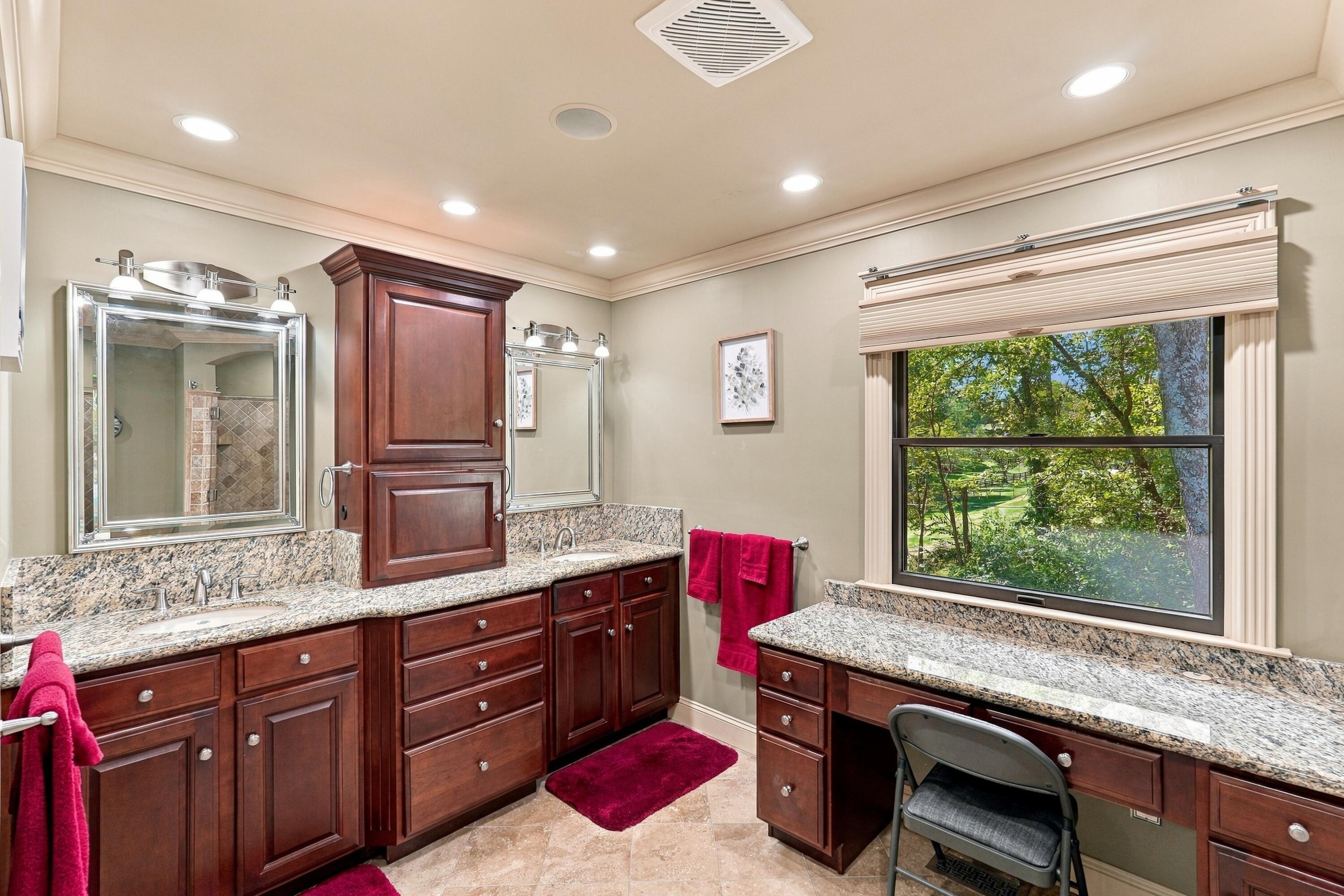 102 Dogwood Circle Property Photo 48