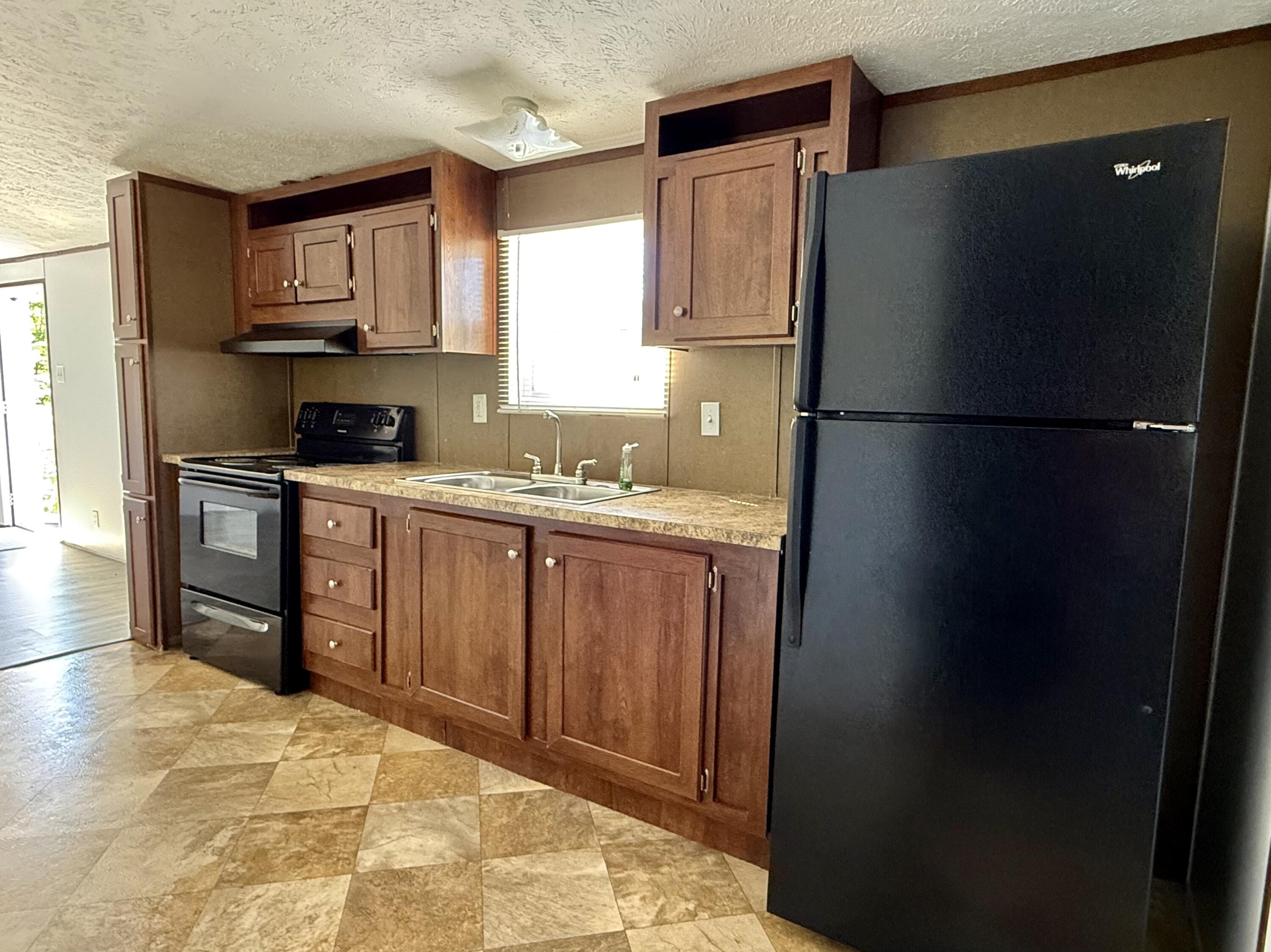 239 Howards Creek Road Property Photo 3