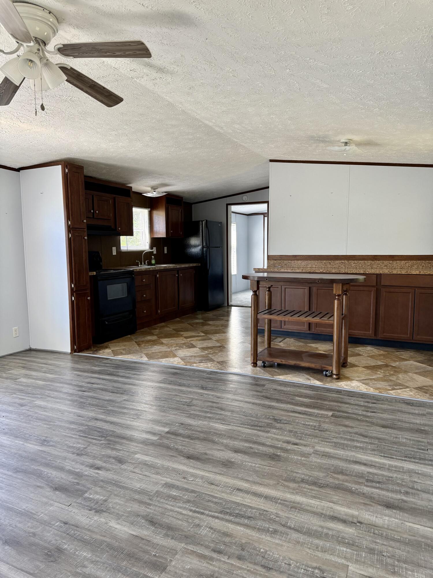 239 Howards Creek Road Property Photo 6