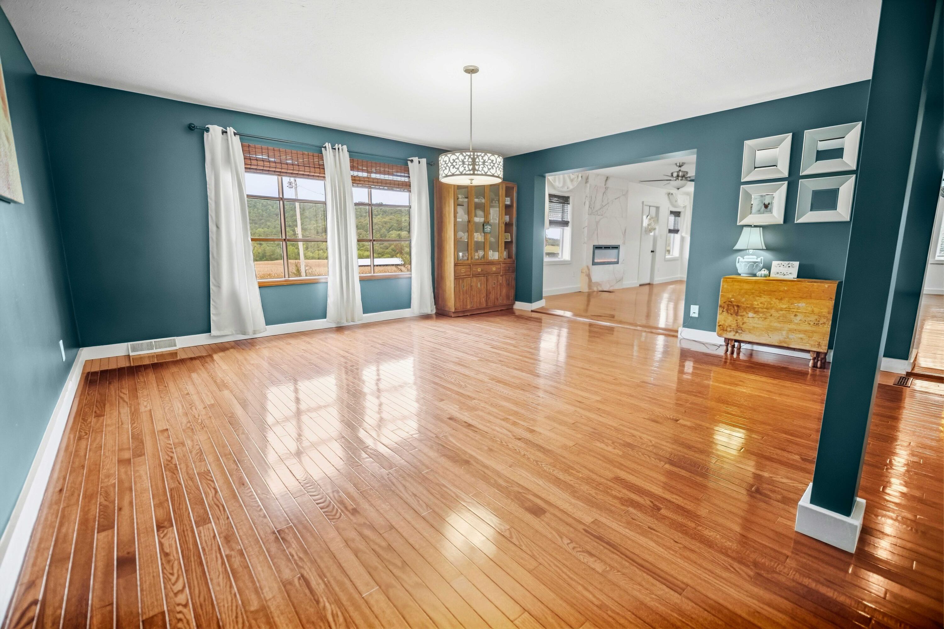 6835 Highway 167 Property Photo 13