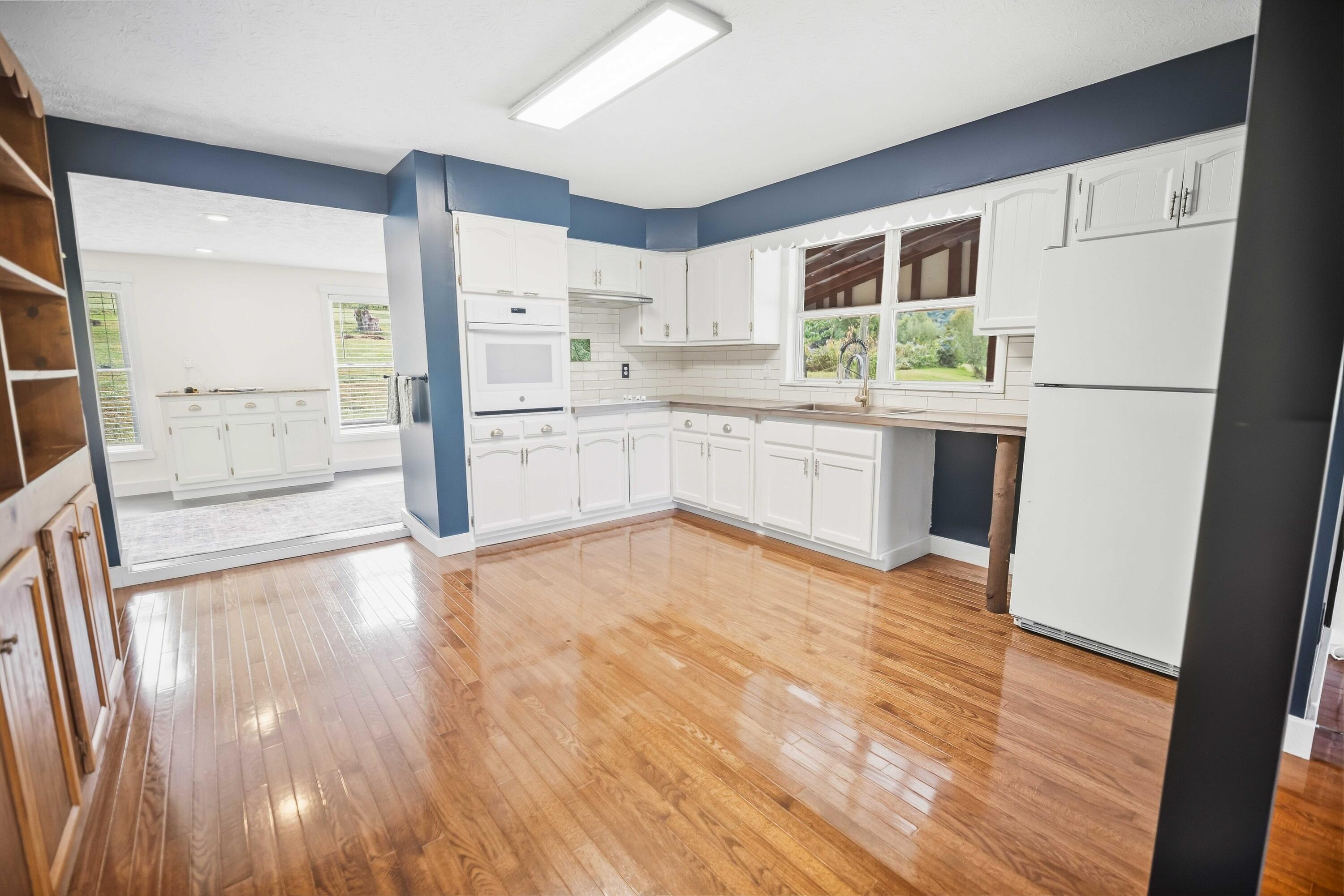 6835 Highway 167 Property Photo 17