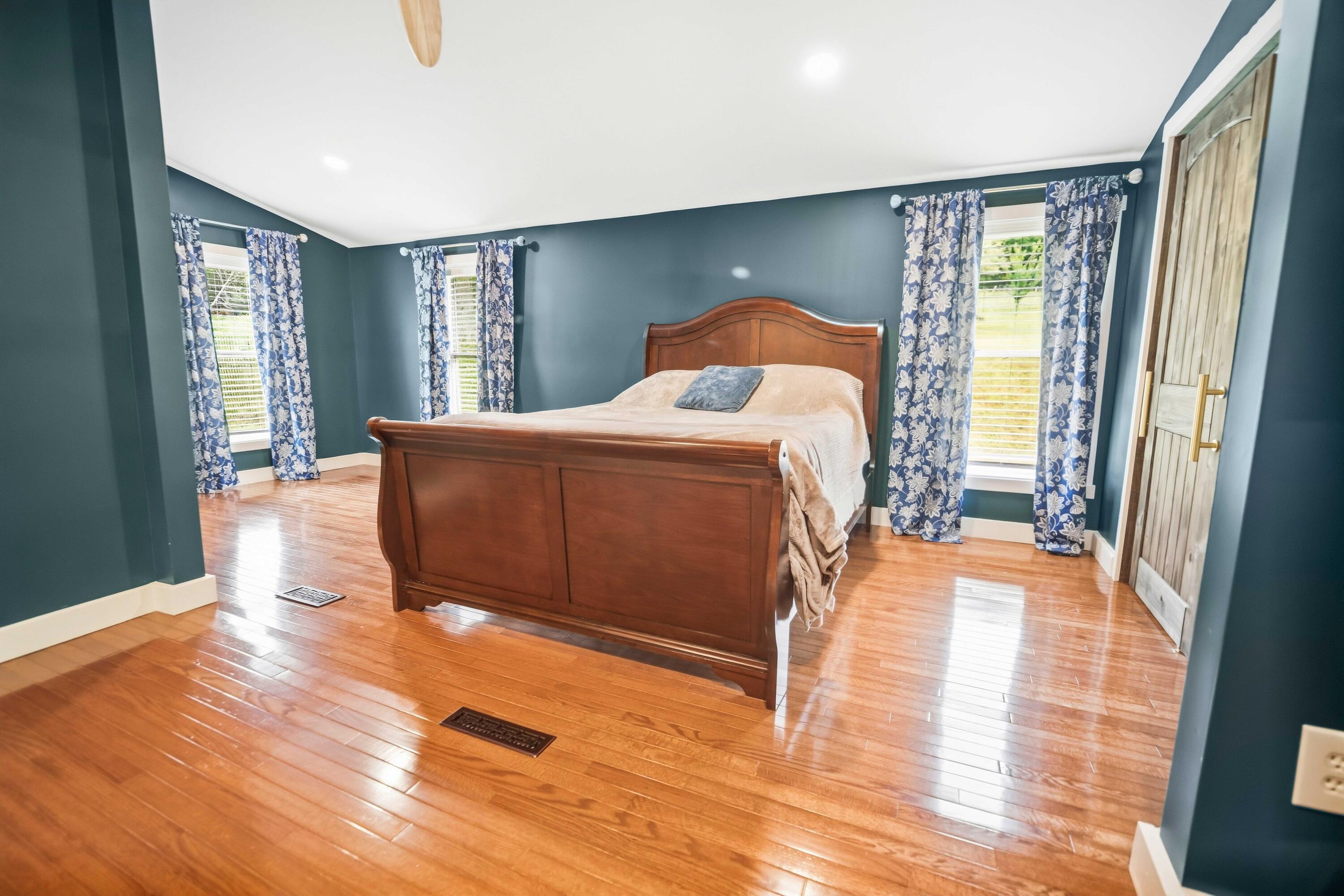 6835 Highway 167 Property Photo 23