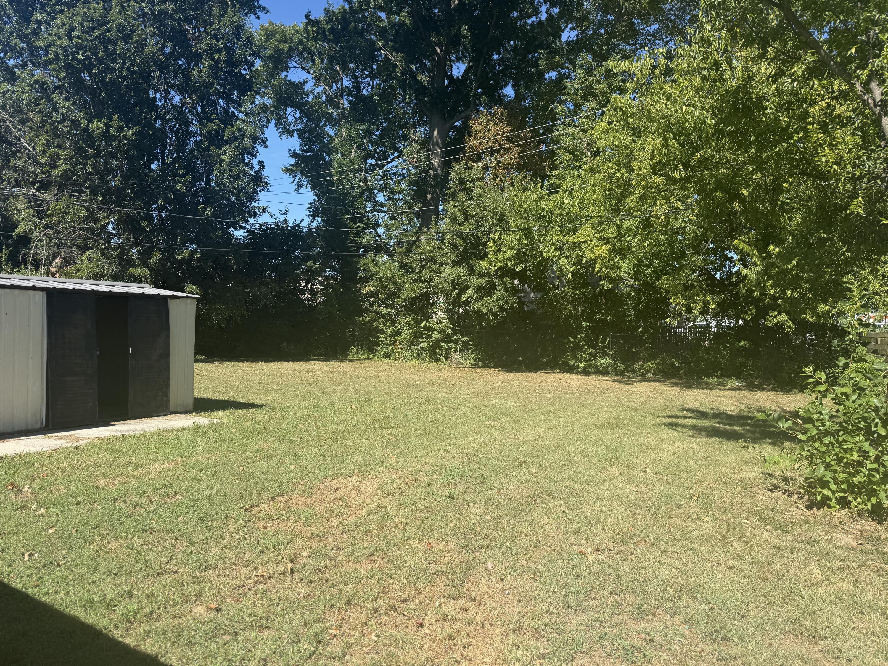 112 Woodford Avenue Property Photo 3