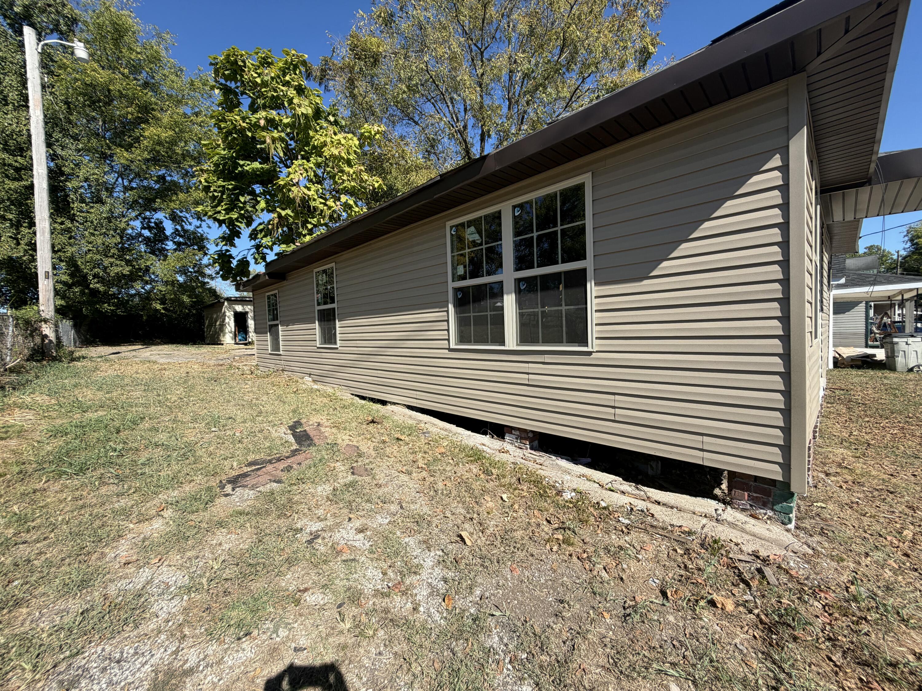 812 Younglove Street Property Photo 4