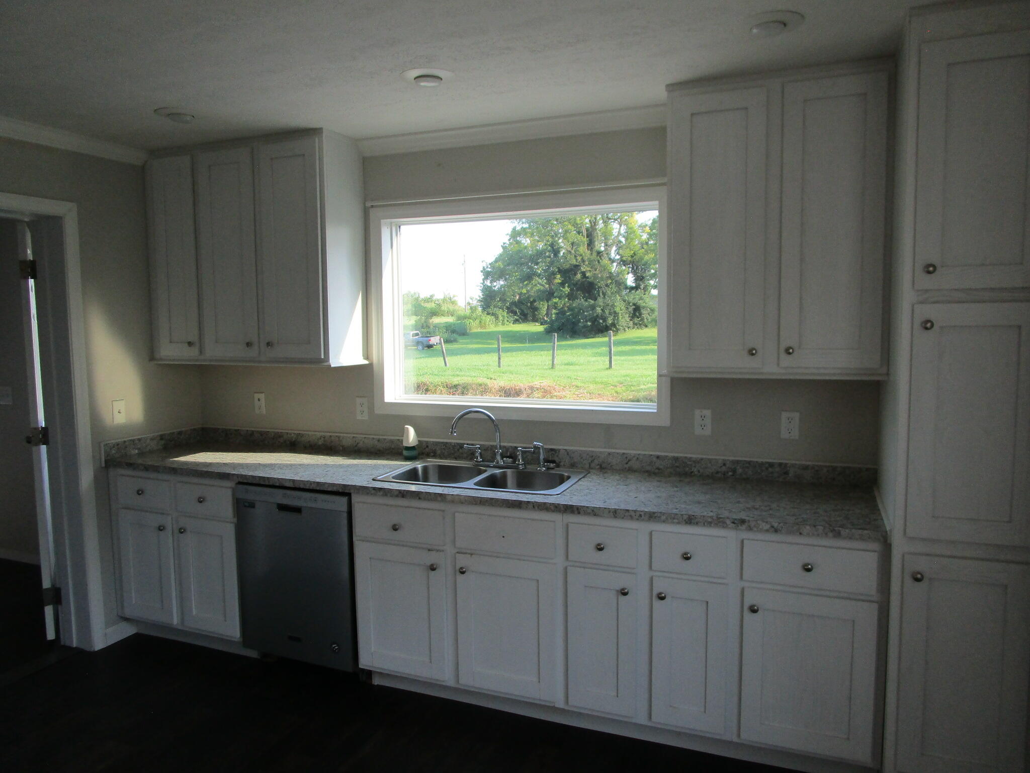 1136 Patrick Road Property Photo 7