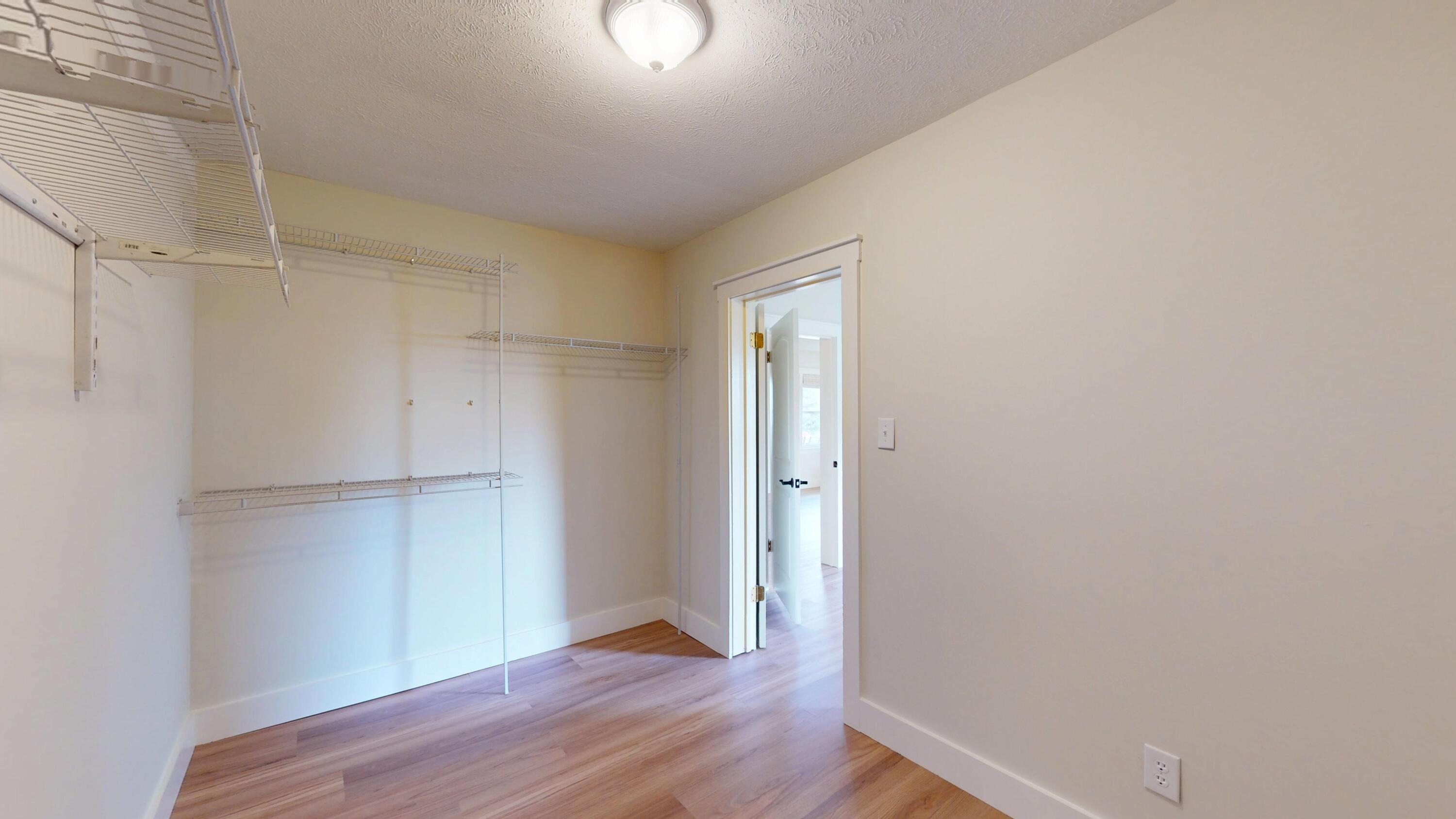 1414 Lake Barkley Drive Property Photo 36