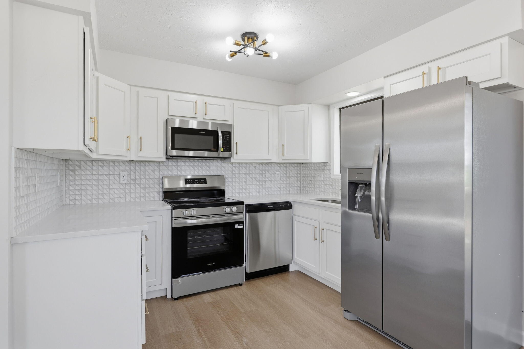 39 Elmwood Court Property Photo 2