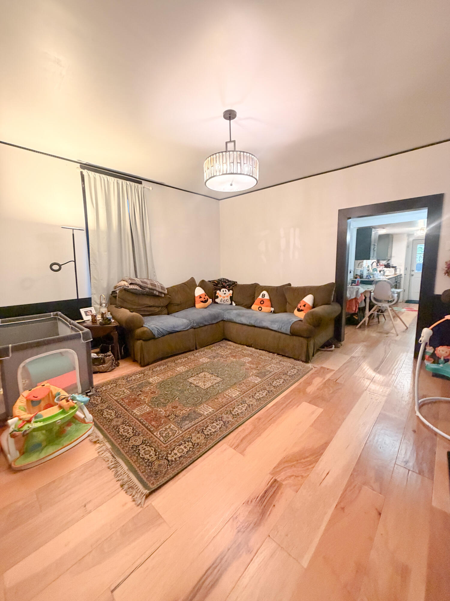 1722 Harrison Street Property Photo 4