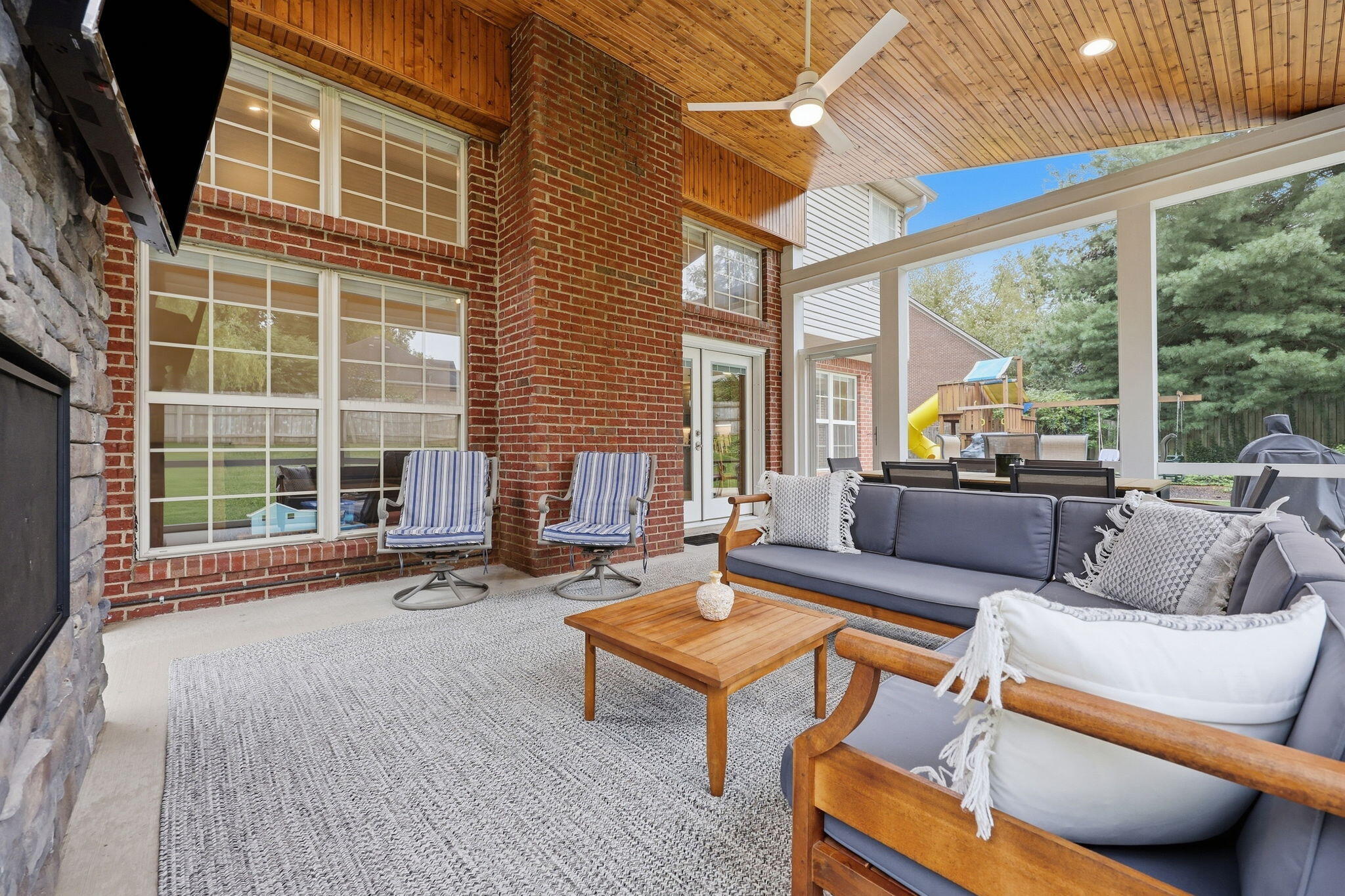 2108 Dresden Court Property Photo 65
