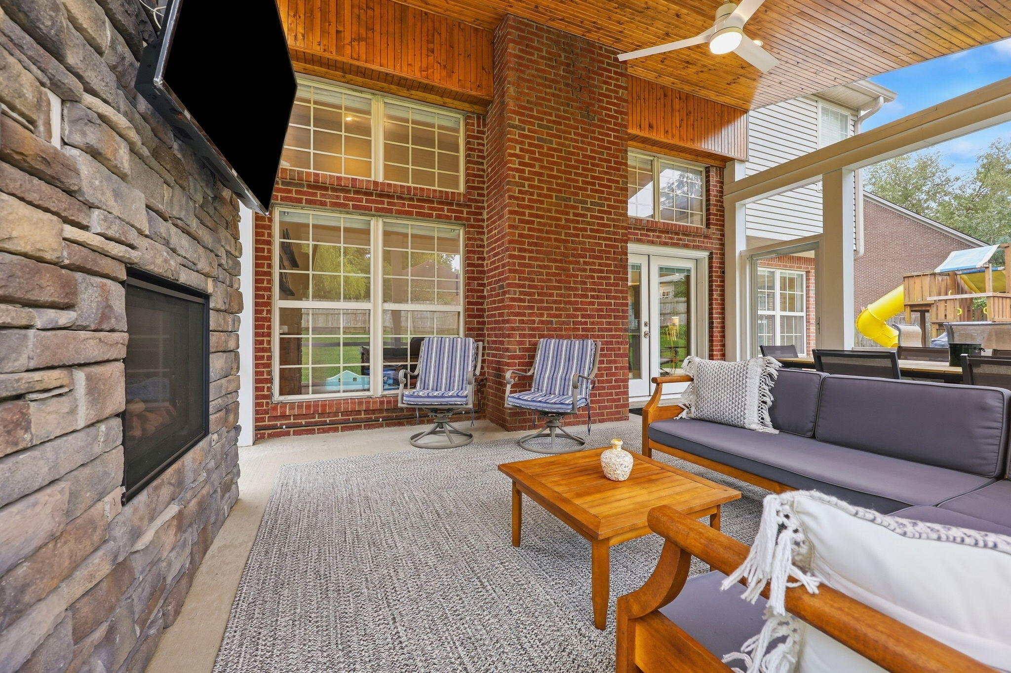 2108 Dresden Court Property Photo 66