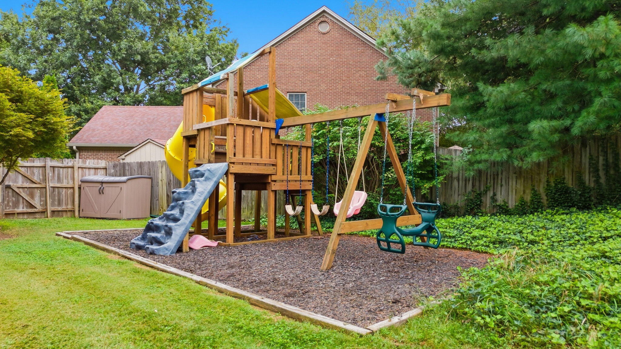 2108 Dresden Court Property Photo 78