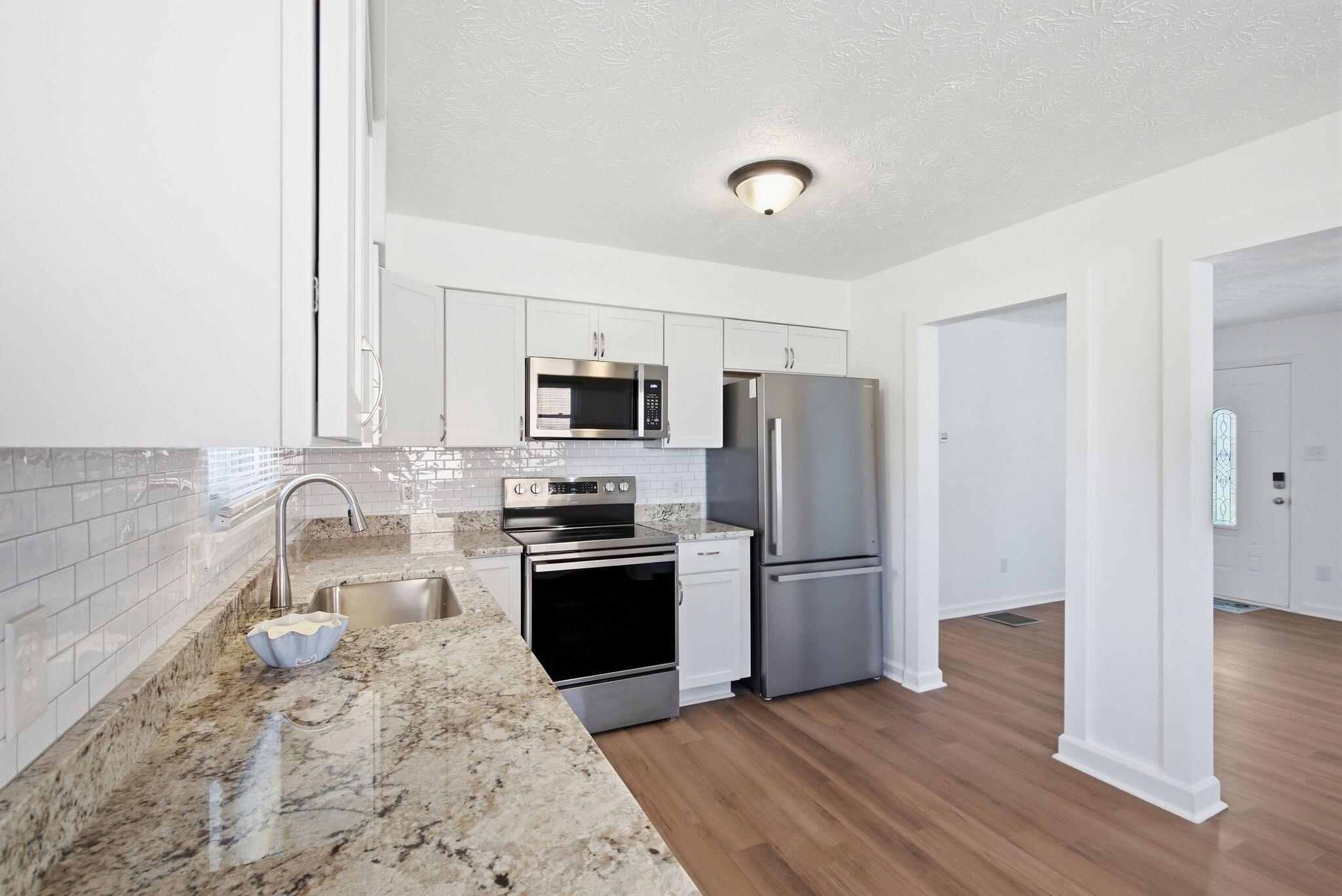 528 Foxwood Drive Property Photo 13