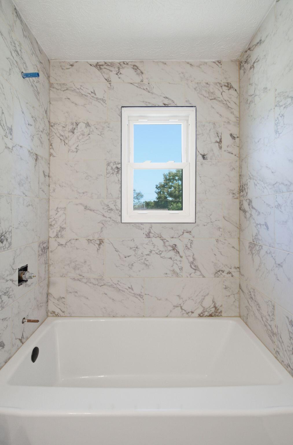 528 Foxwood Drive Property Photo 19