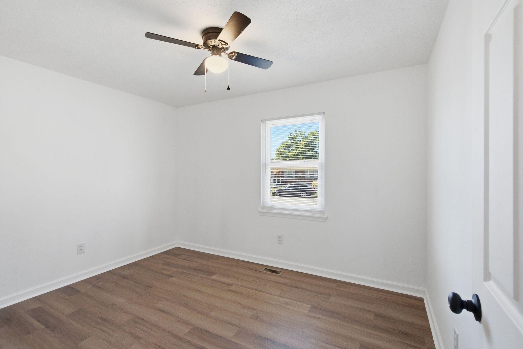 528 Foxwood Drive Property Photo 24