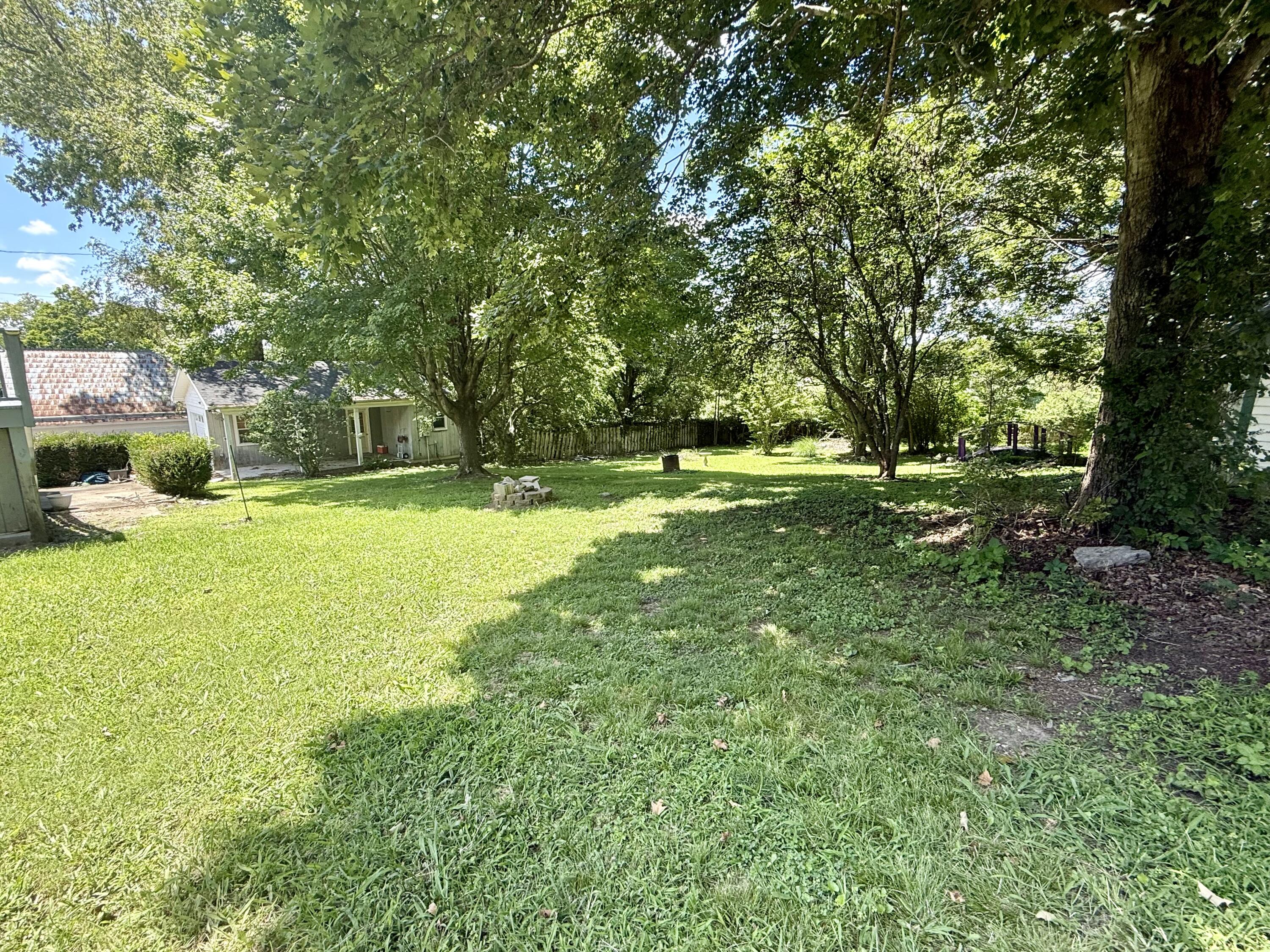85 Main Street Property Photo 9