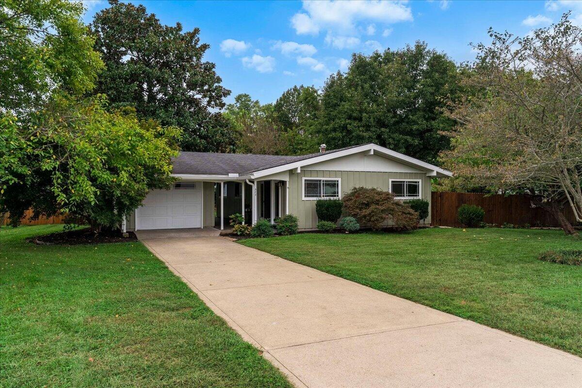 522 Parkside Drive Property Photo 1