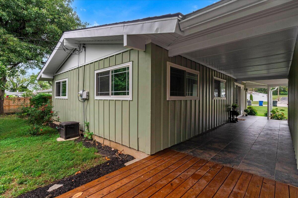 522 Parkside Drive Property Photo 4