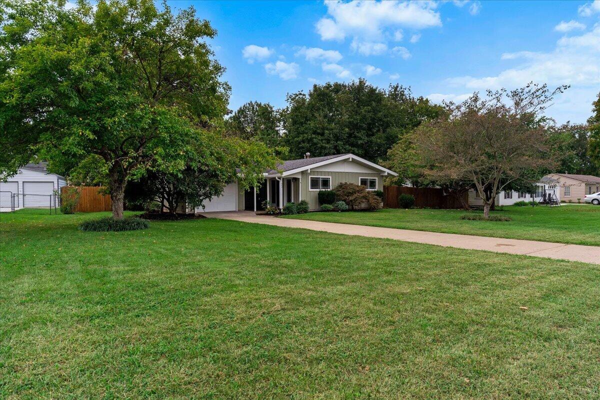 522 Parkside Drive Property Photo 6