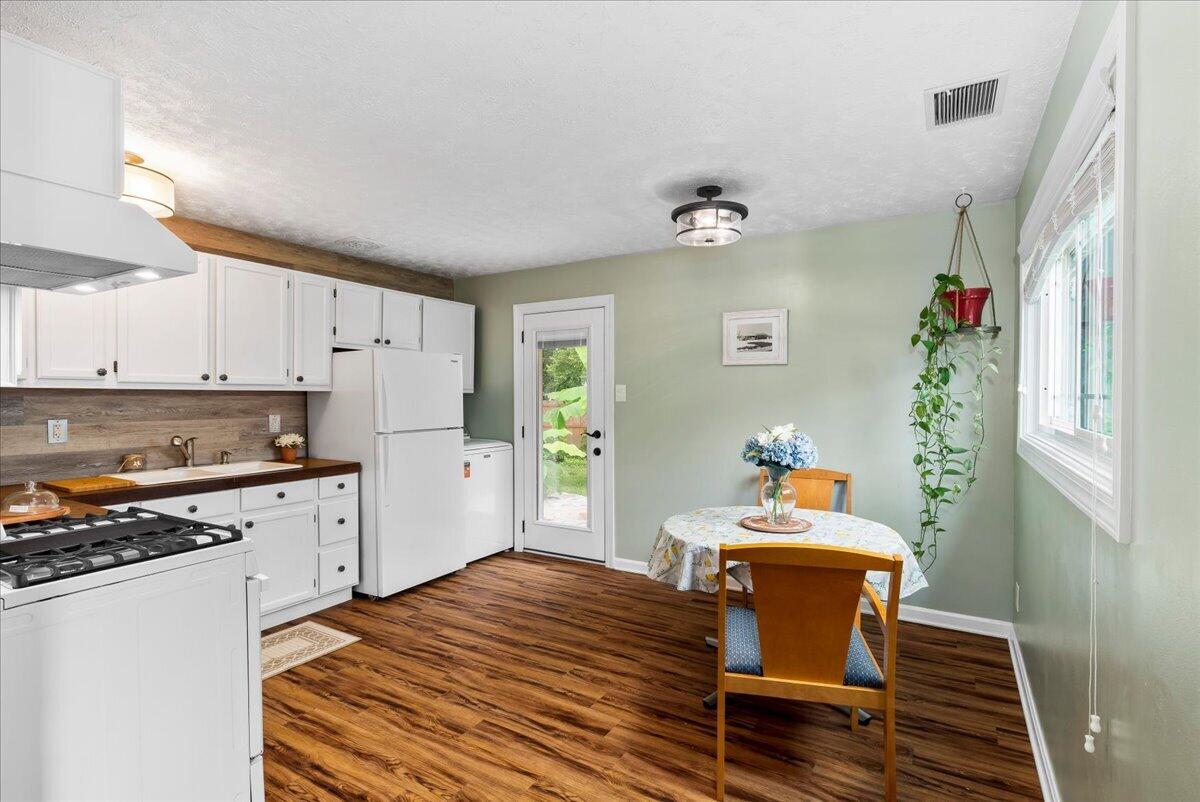 522 Parkside Drive Property Photo 13