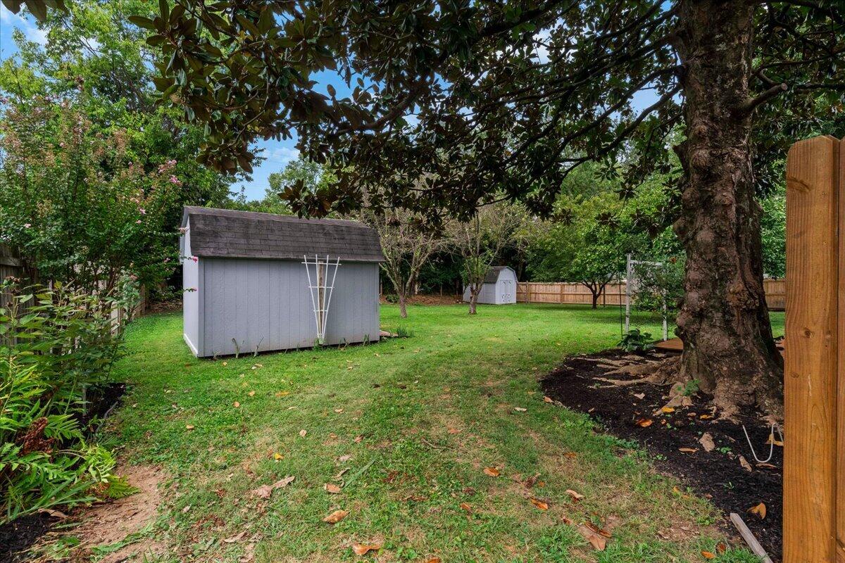 522 Parkside Drive Property Photo 27