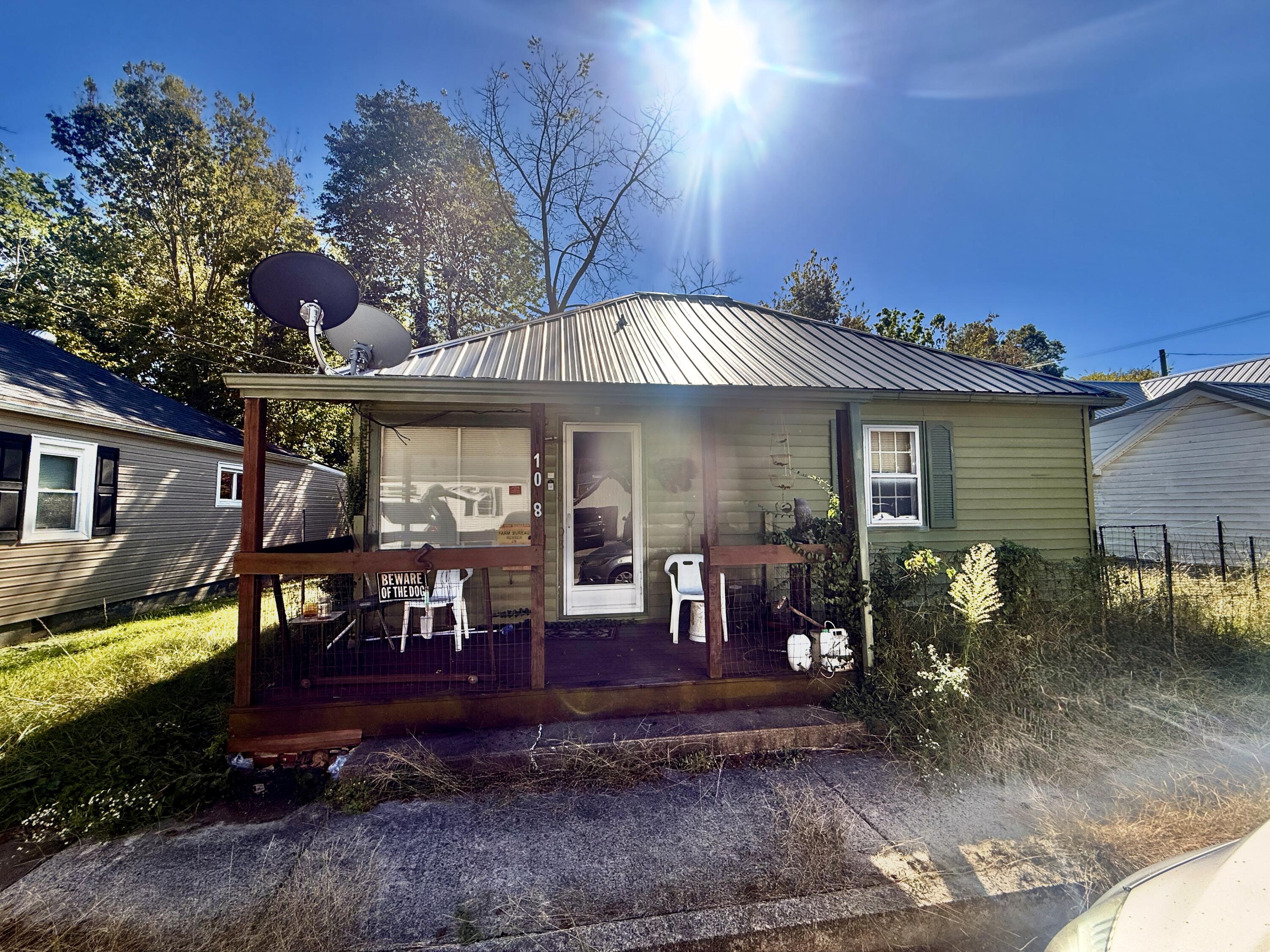 108 Stagg Street Property Photo 1