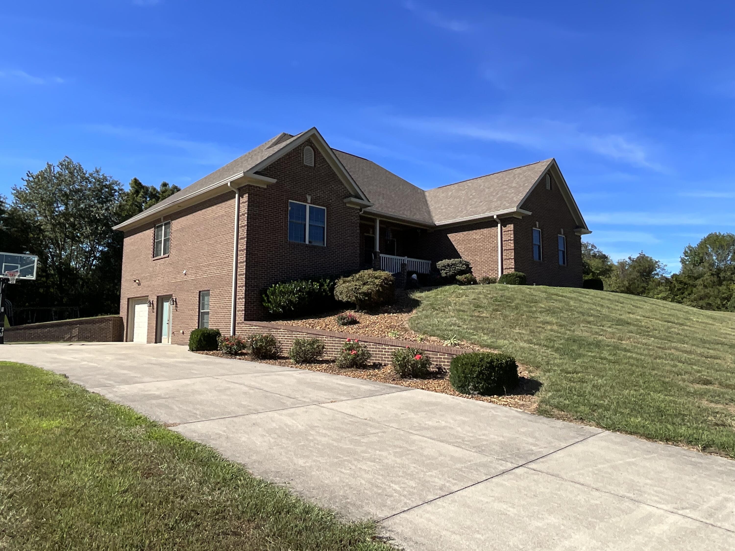 179 Walnut Ridge Drive Property Photo 6