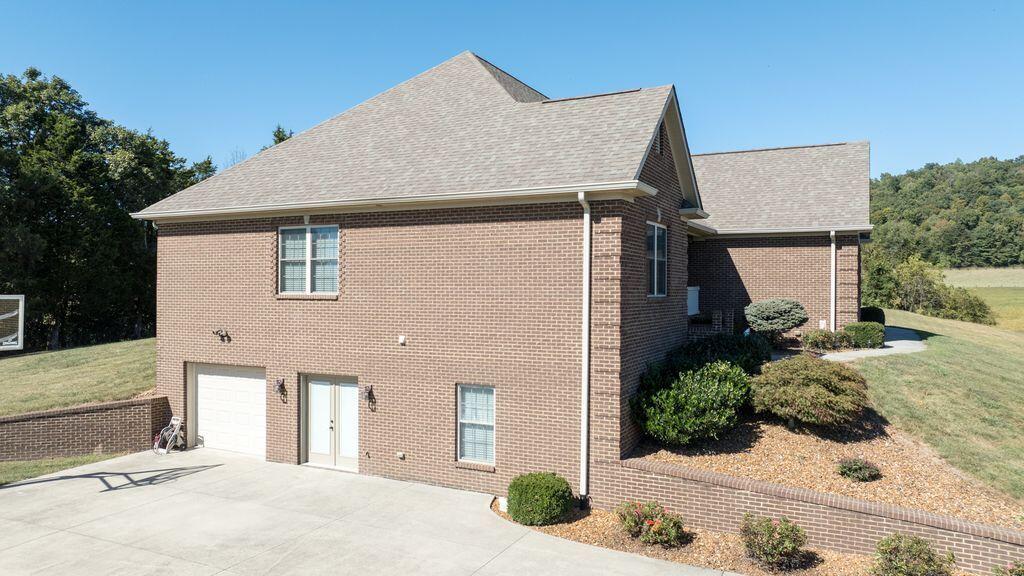 179 Walnut Ridge Drive Property Photo 63