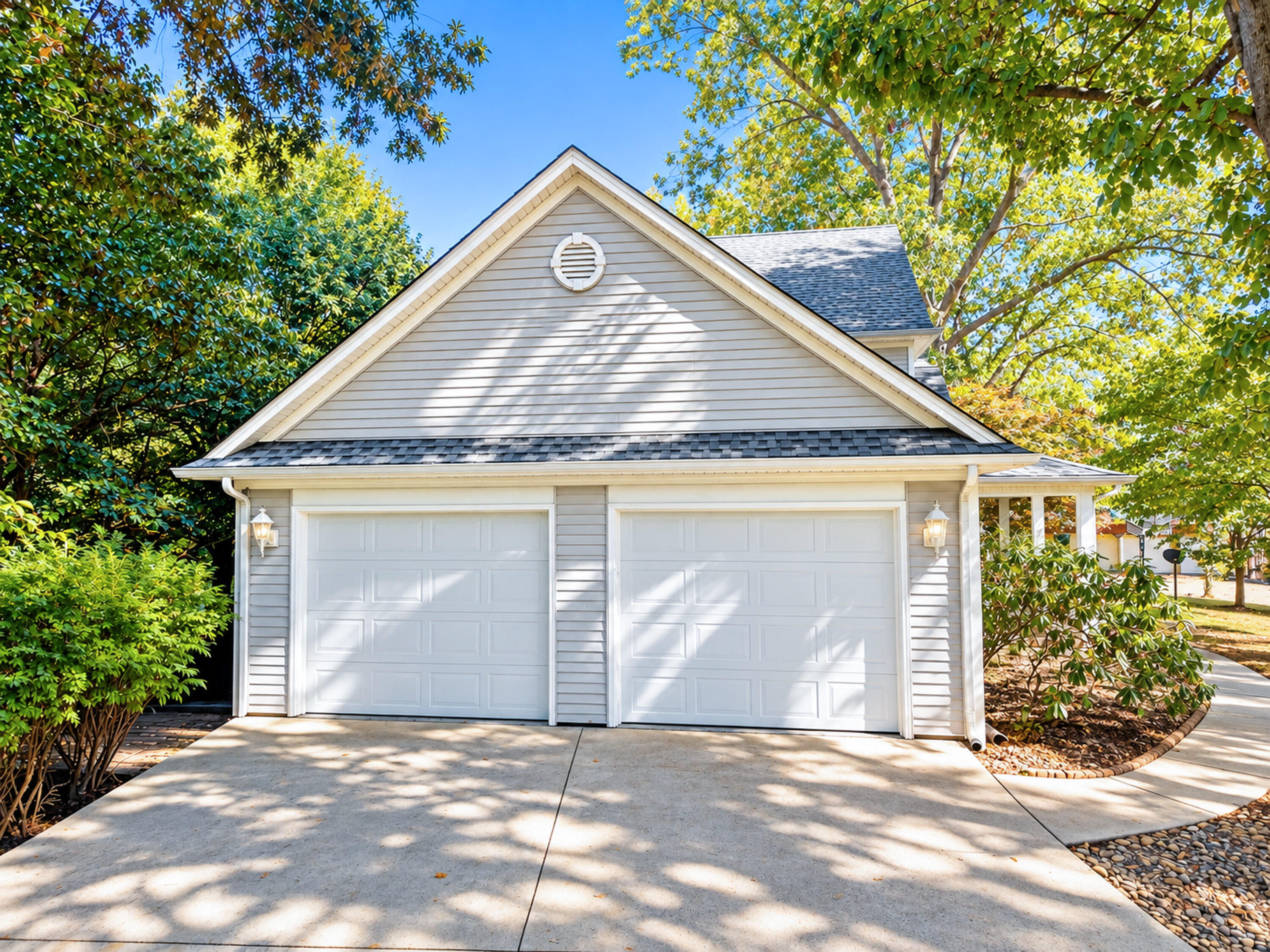 451 Woodside Drive Property Photo 8