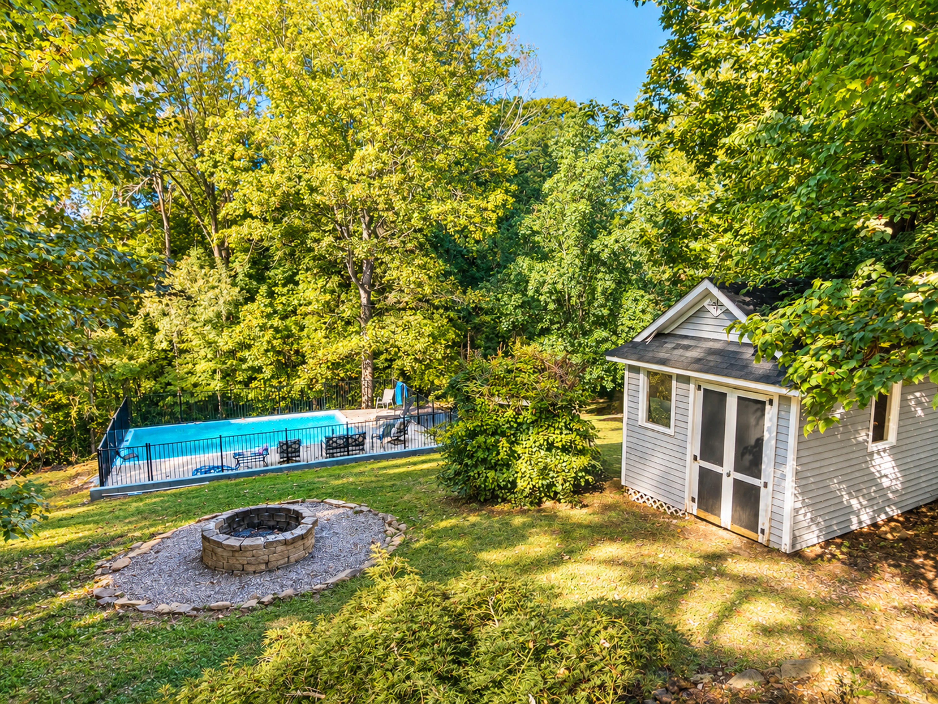 451 Woodside Drive Property Photo 15