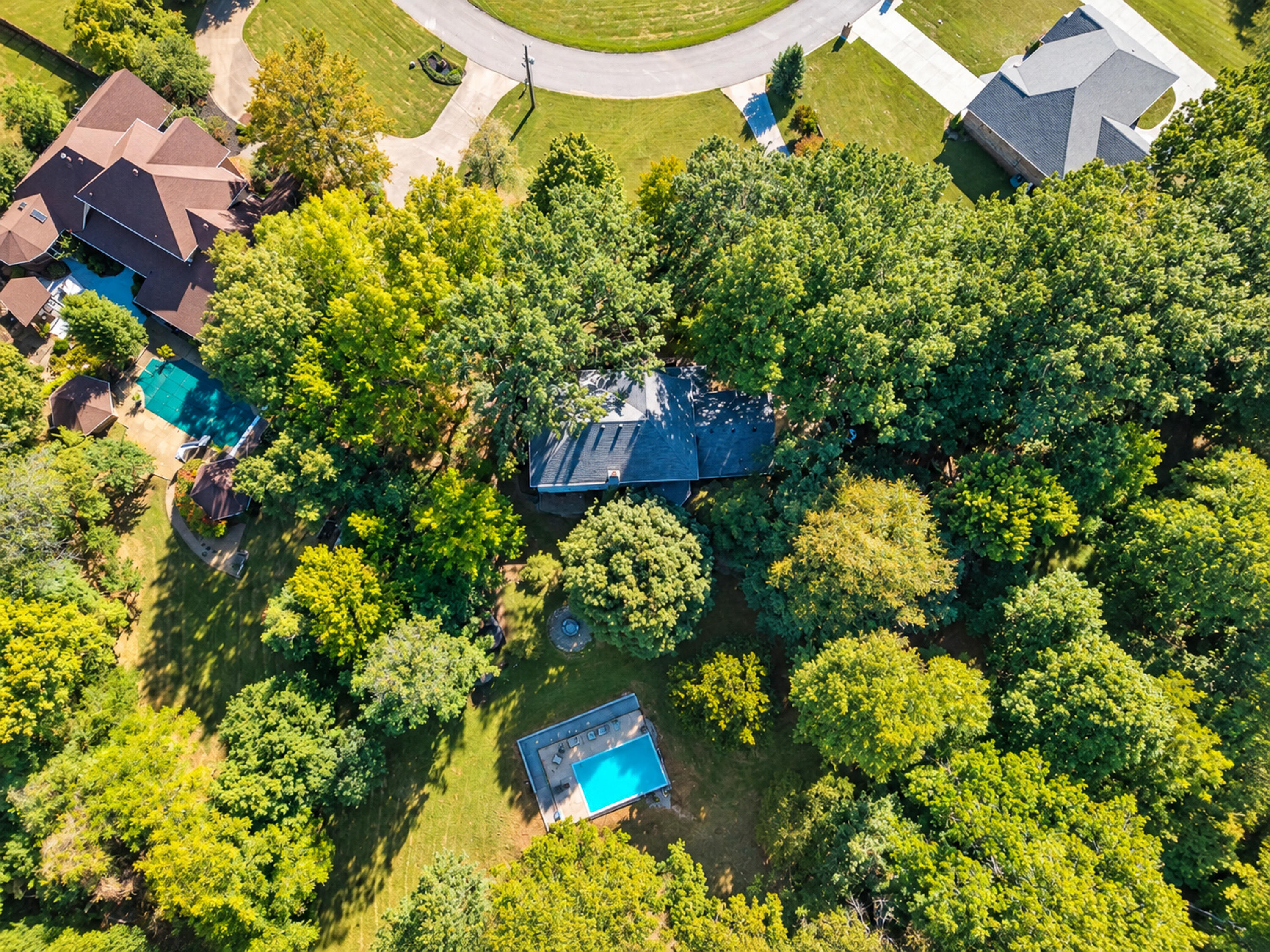 451 Woodside Drive Property Photo 16