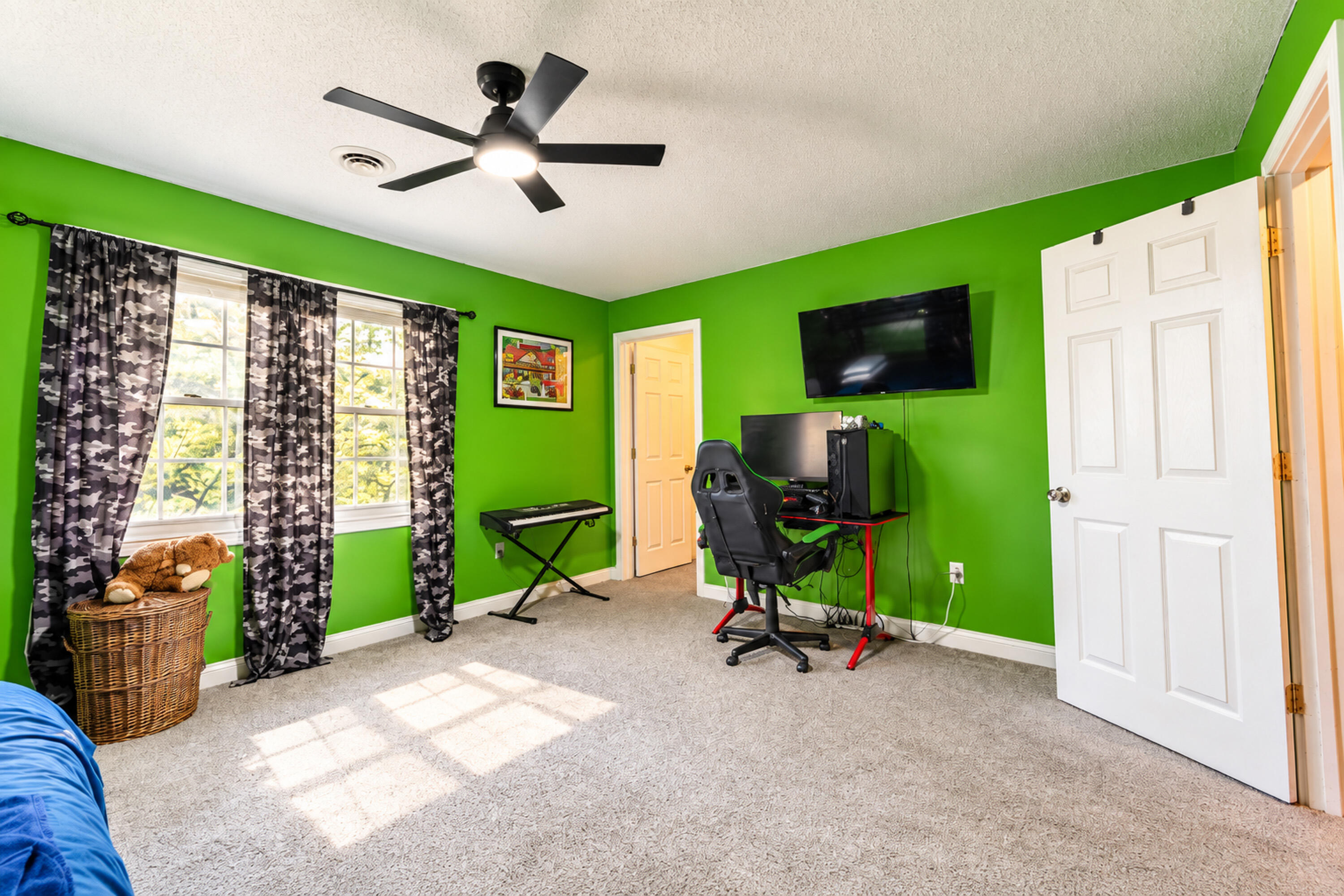 451 Woodside Drive Property Photo 48