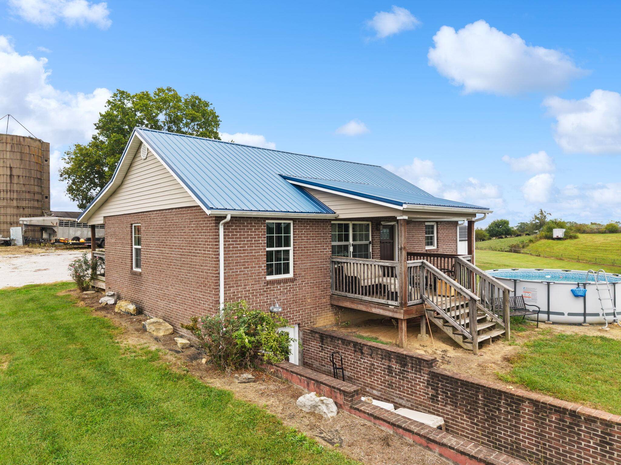 5793 Paris Road Property Photo 1