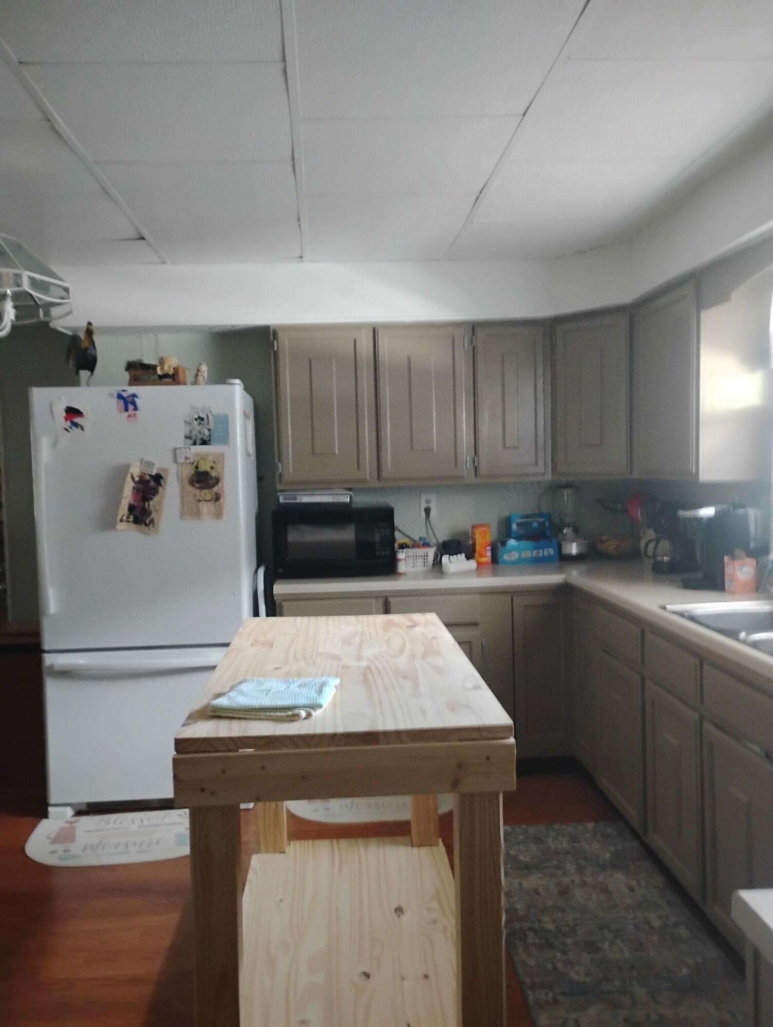 385 E Main Street Property Photo 6