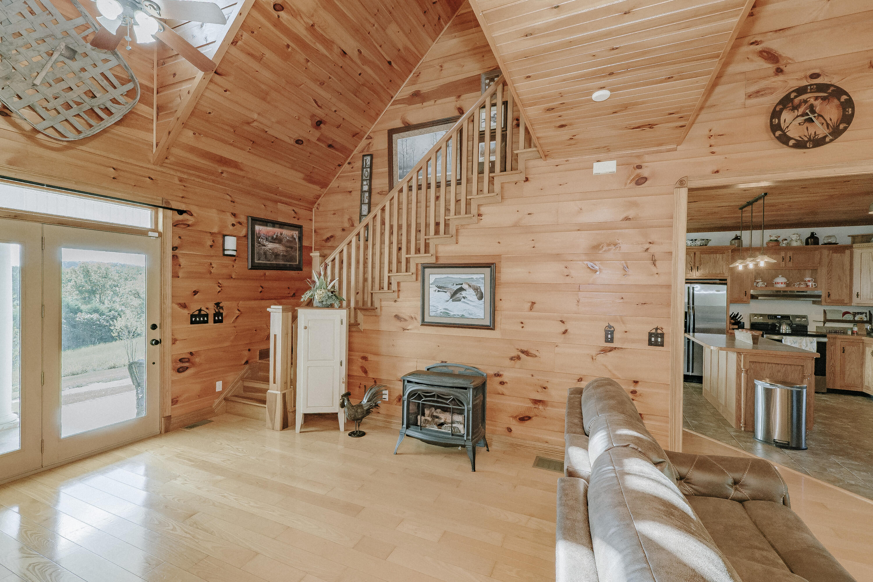 300 Mallard Drive Property Photo 15