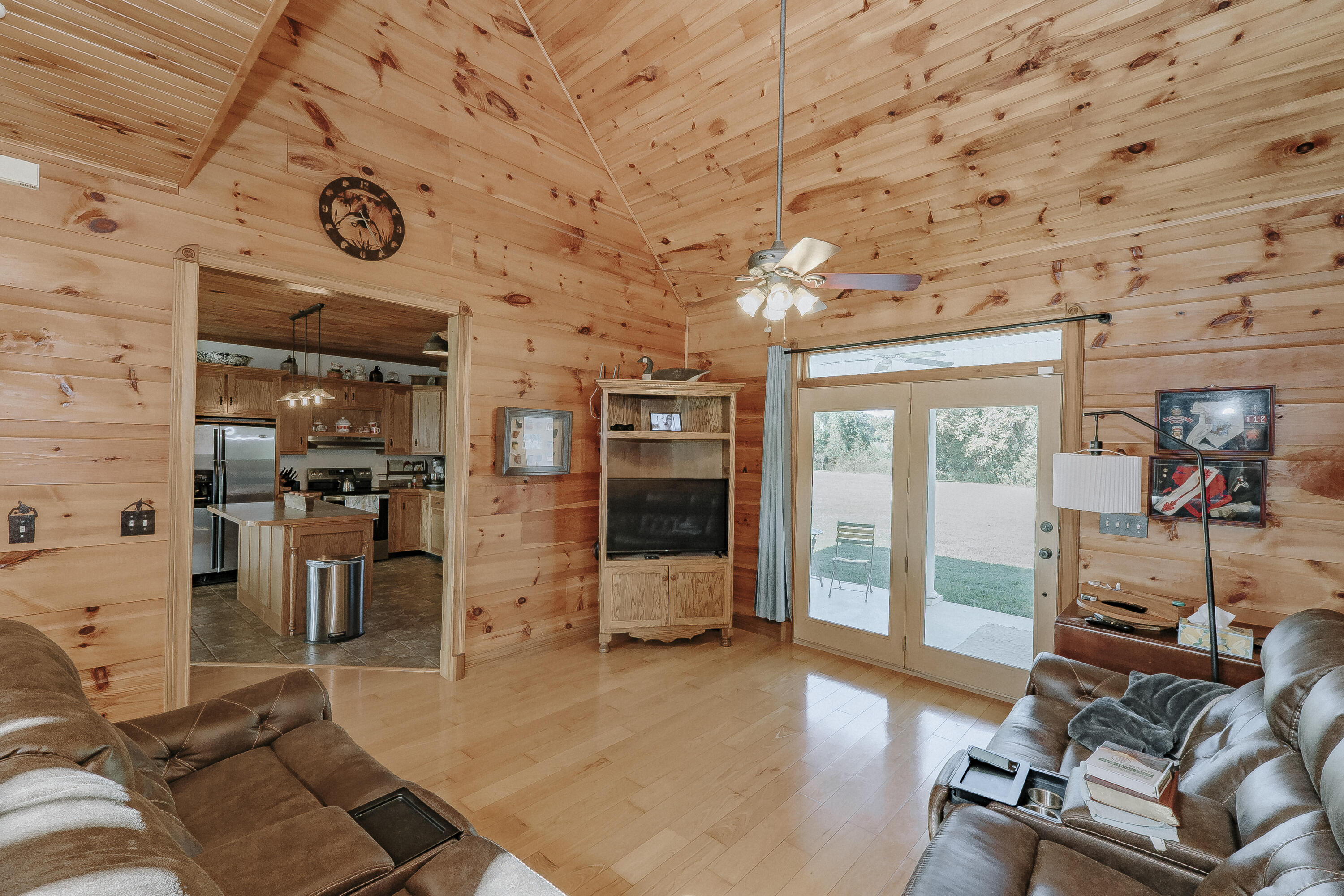 300 Mallard Drive Property Photo 16