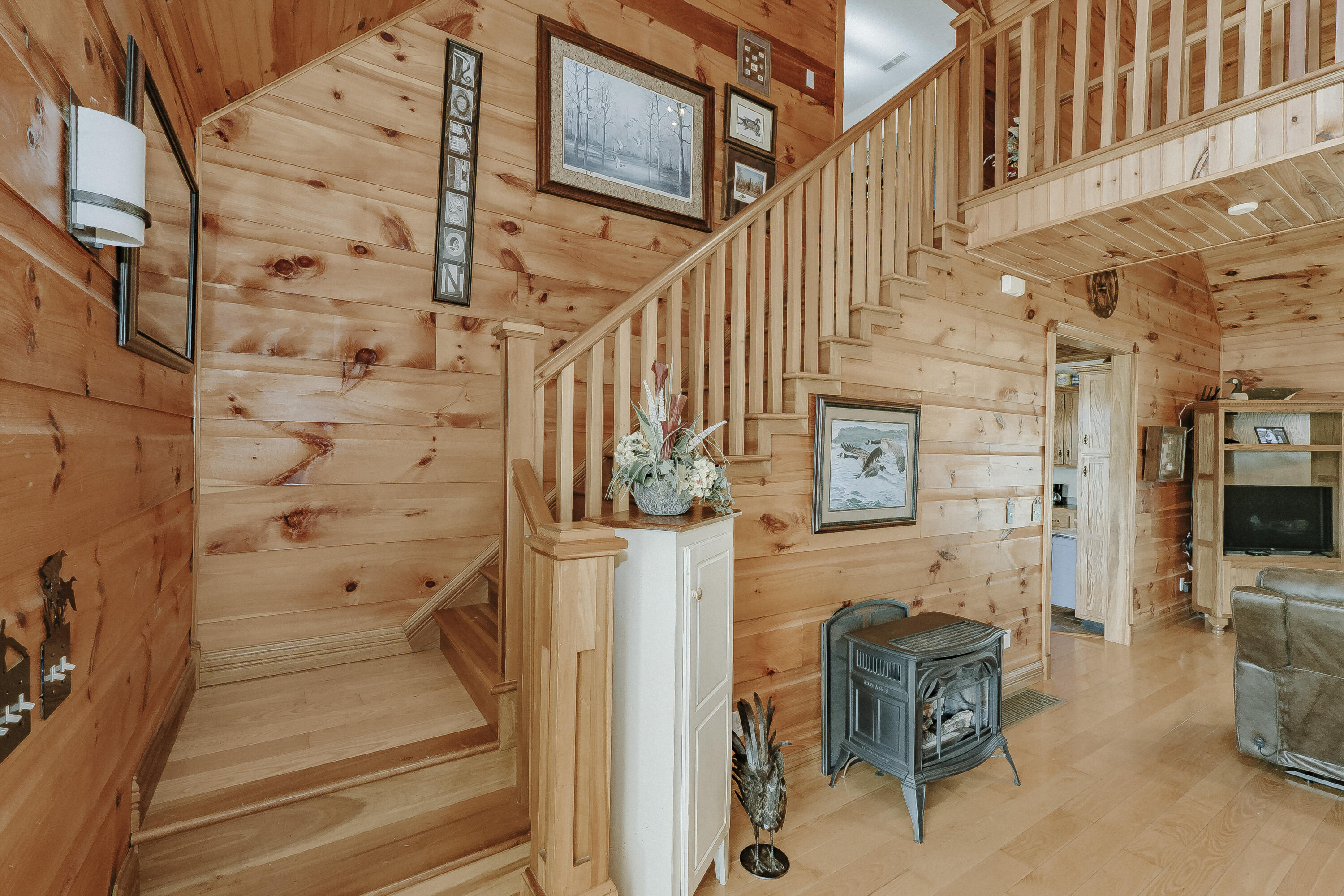 300 Mallard Drive Property Photo 18
