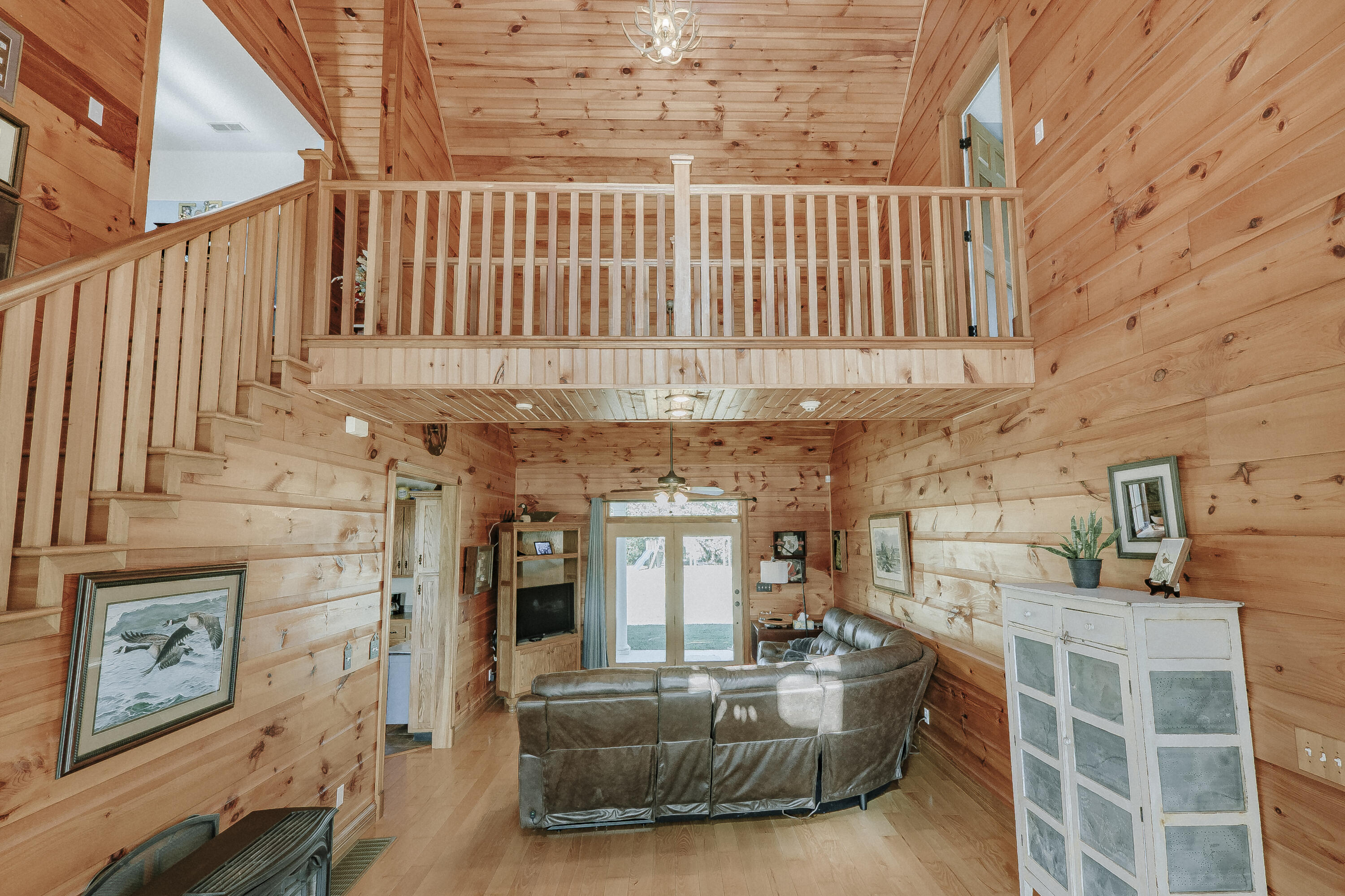 300 Mallard Drive Property Photo 19