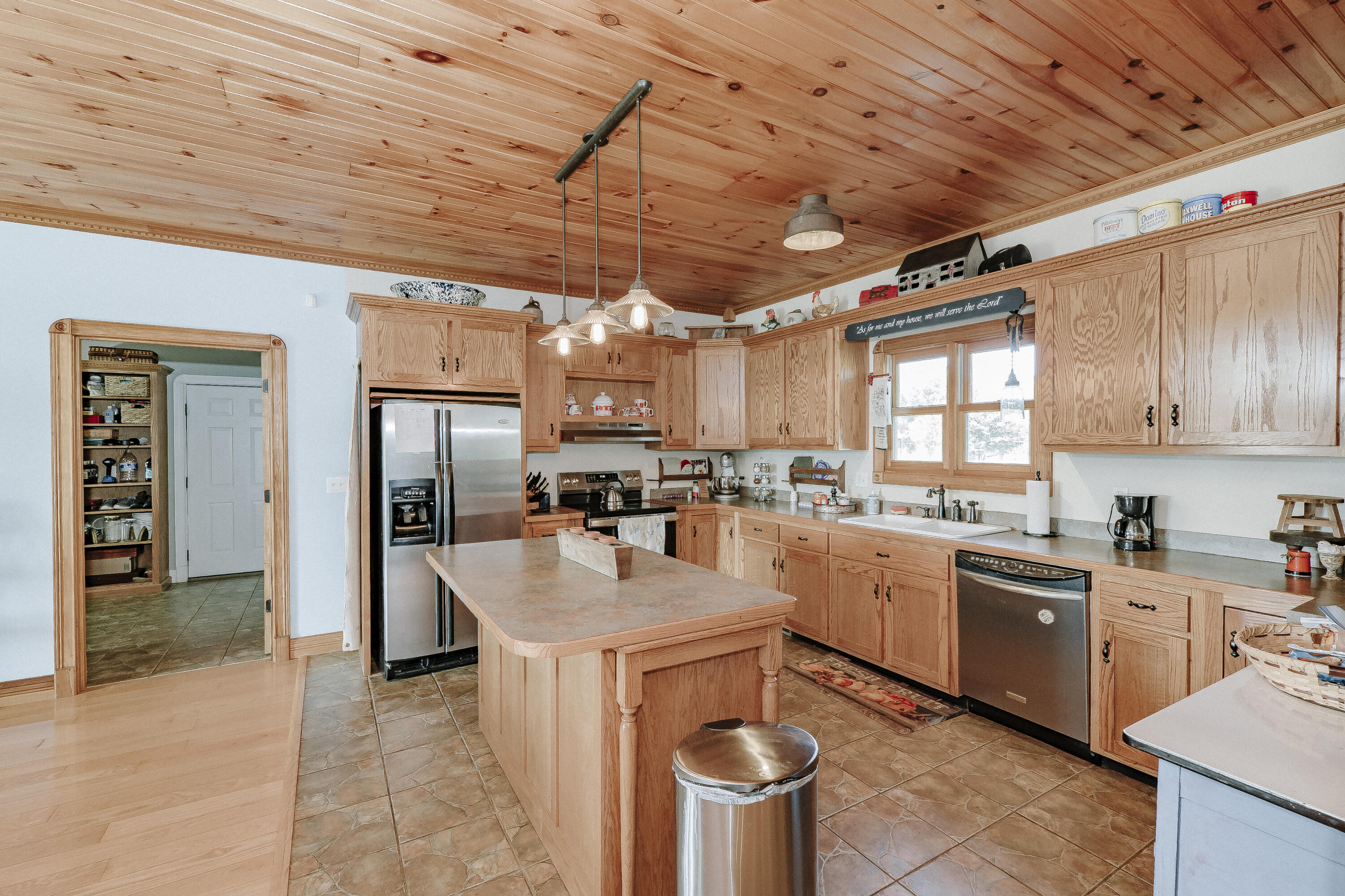 300 Mallard Drive Property Photo 21