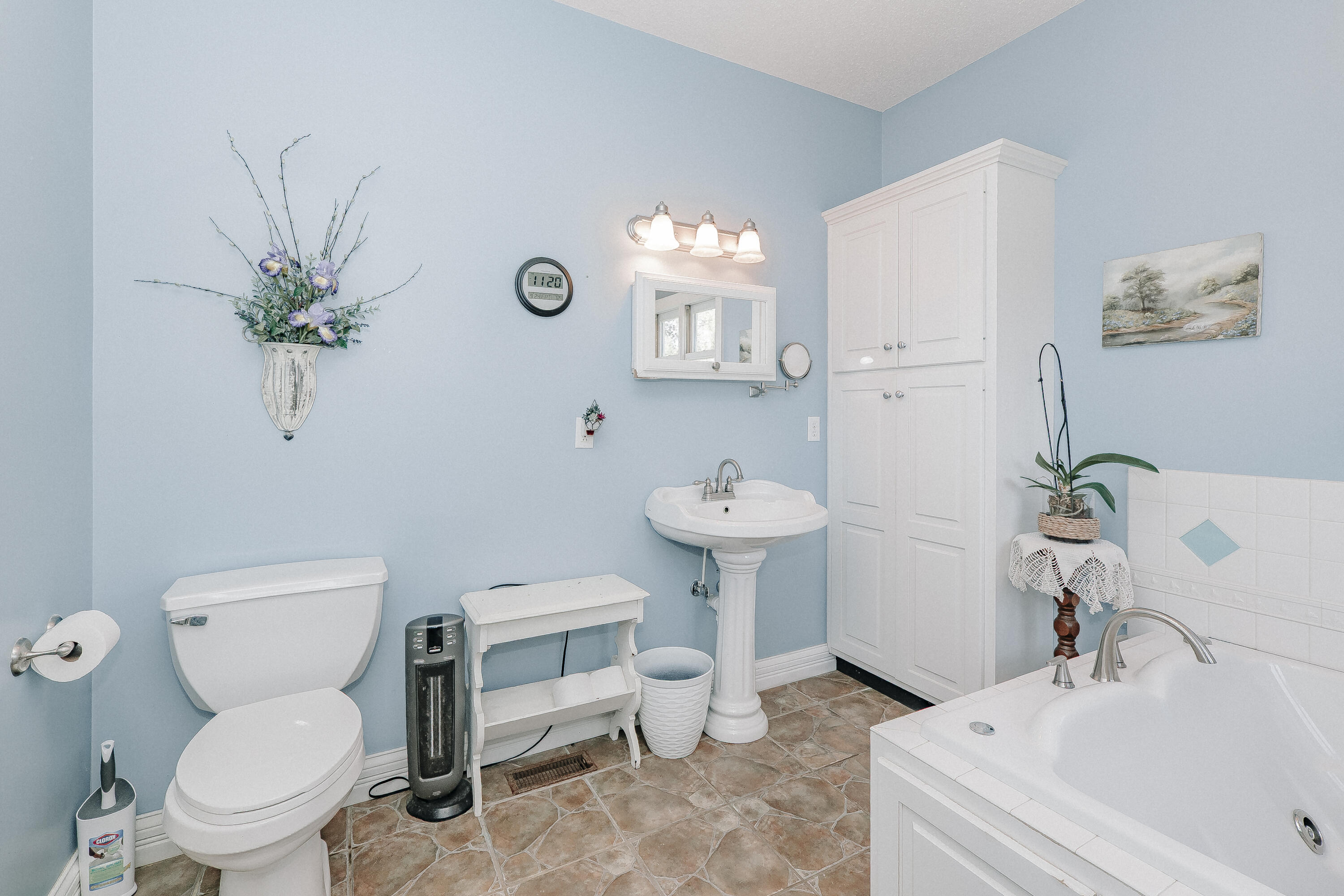 300 Mallard Drive Property Photo 45