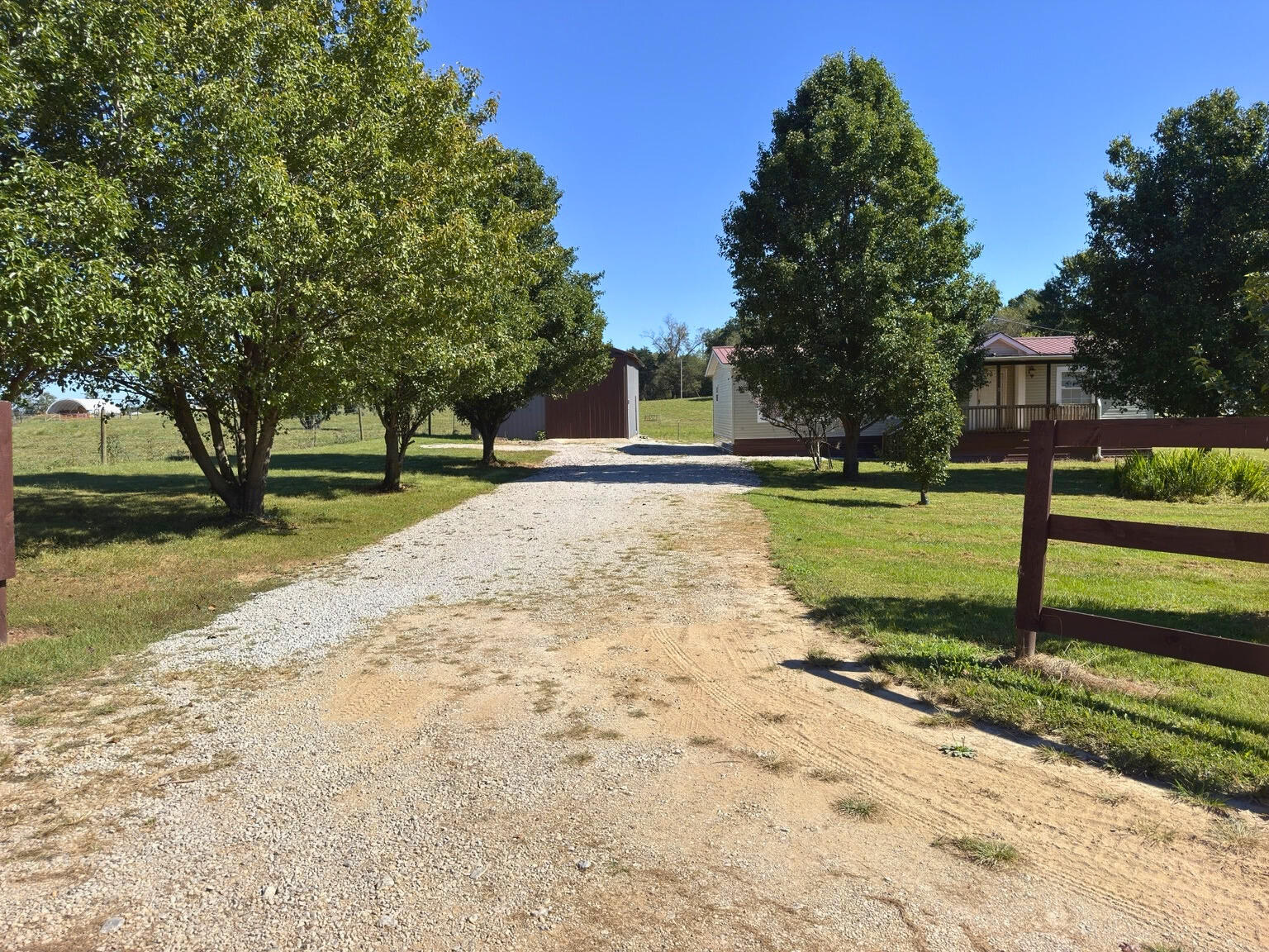 120 Shadow Lane Property Photo 2